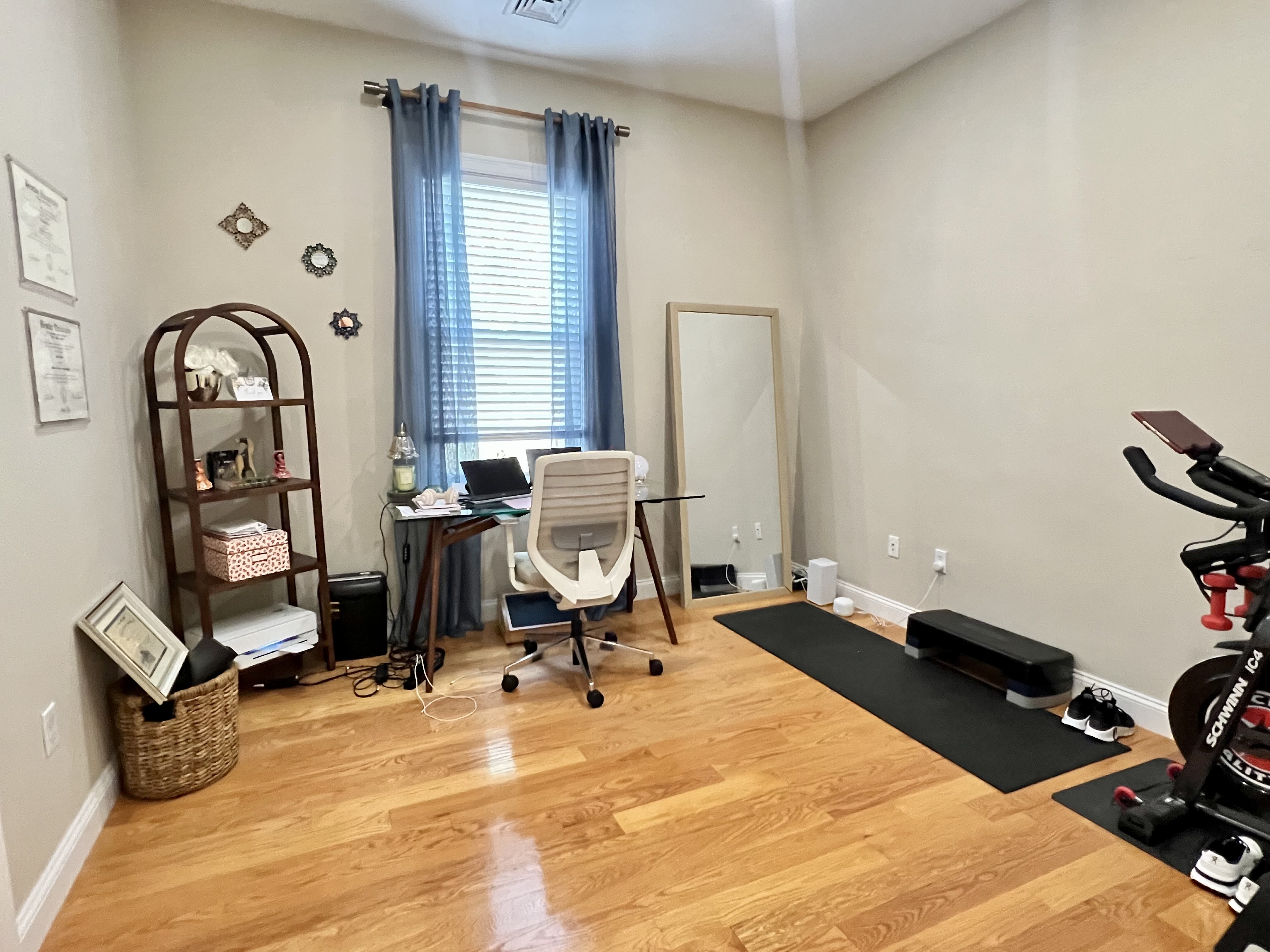 Photos of apartment on Howard Pl.,Boston MA 02125