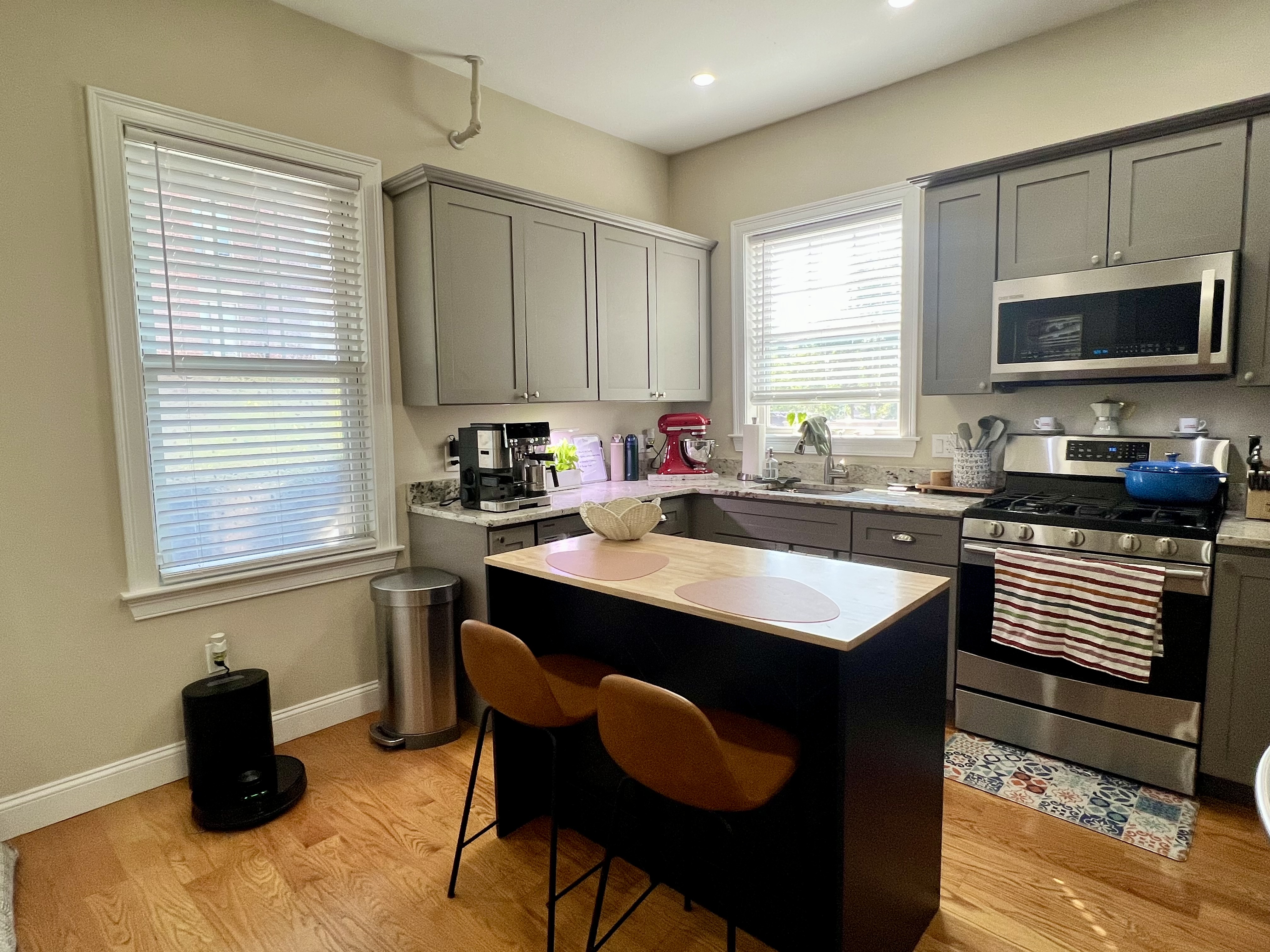 Photos of apartment on Howard Pl.,Boston MA 02125