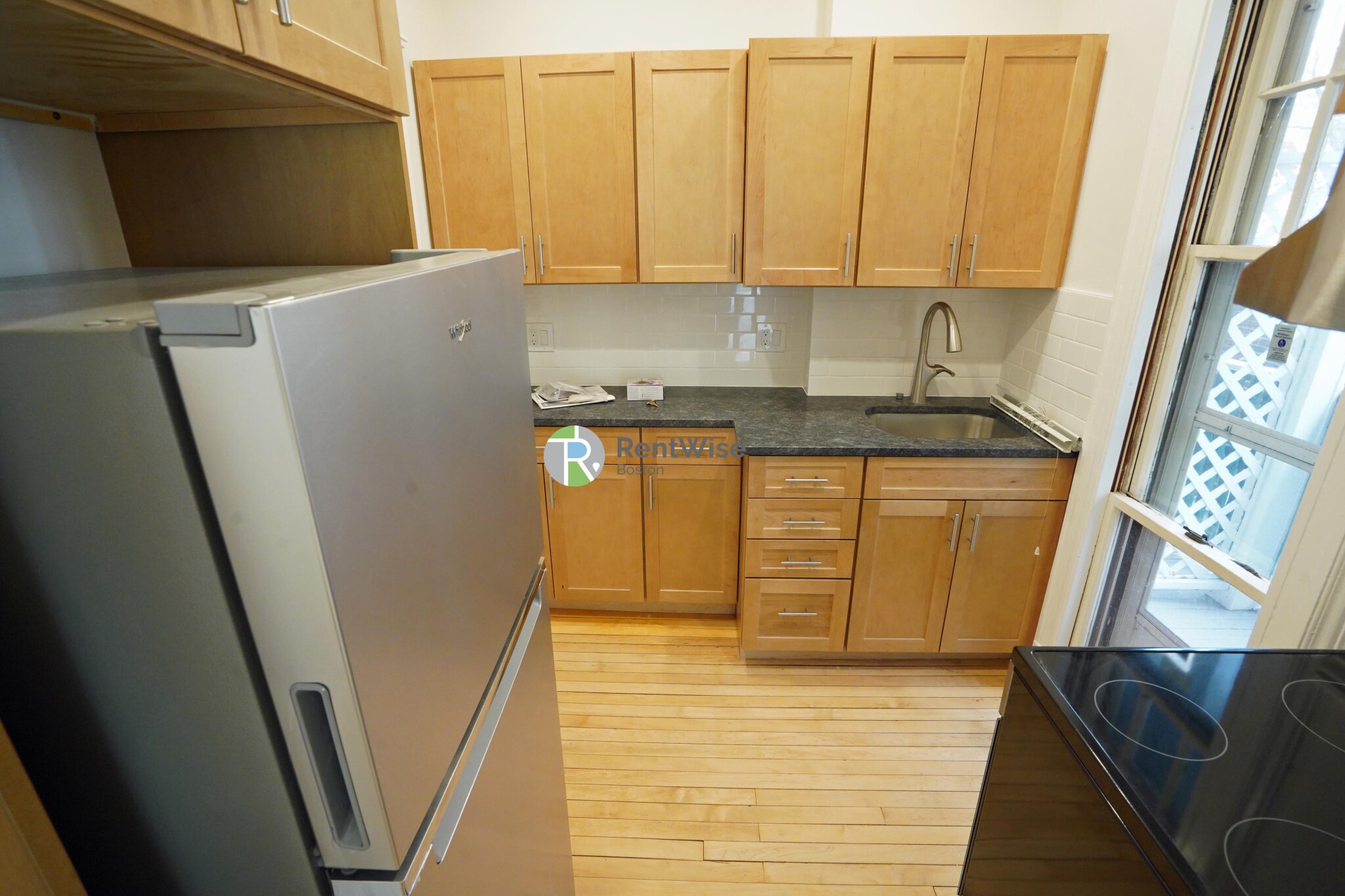 2 Avon St, Neighborhood Nine