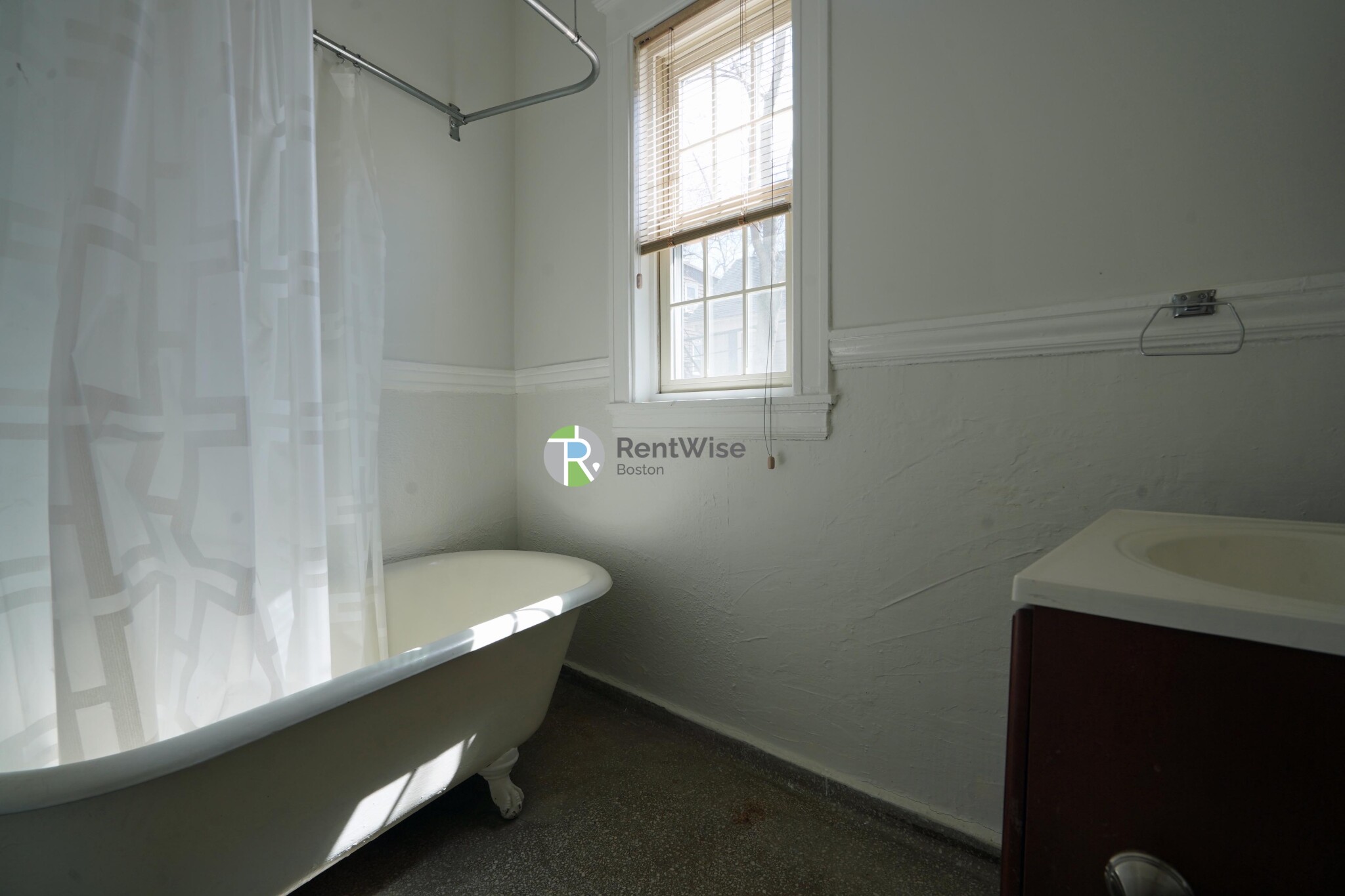 2 Avon St, Neighborhood Nine