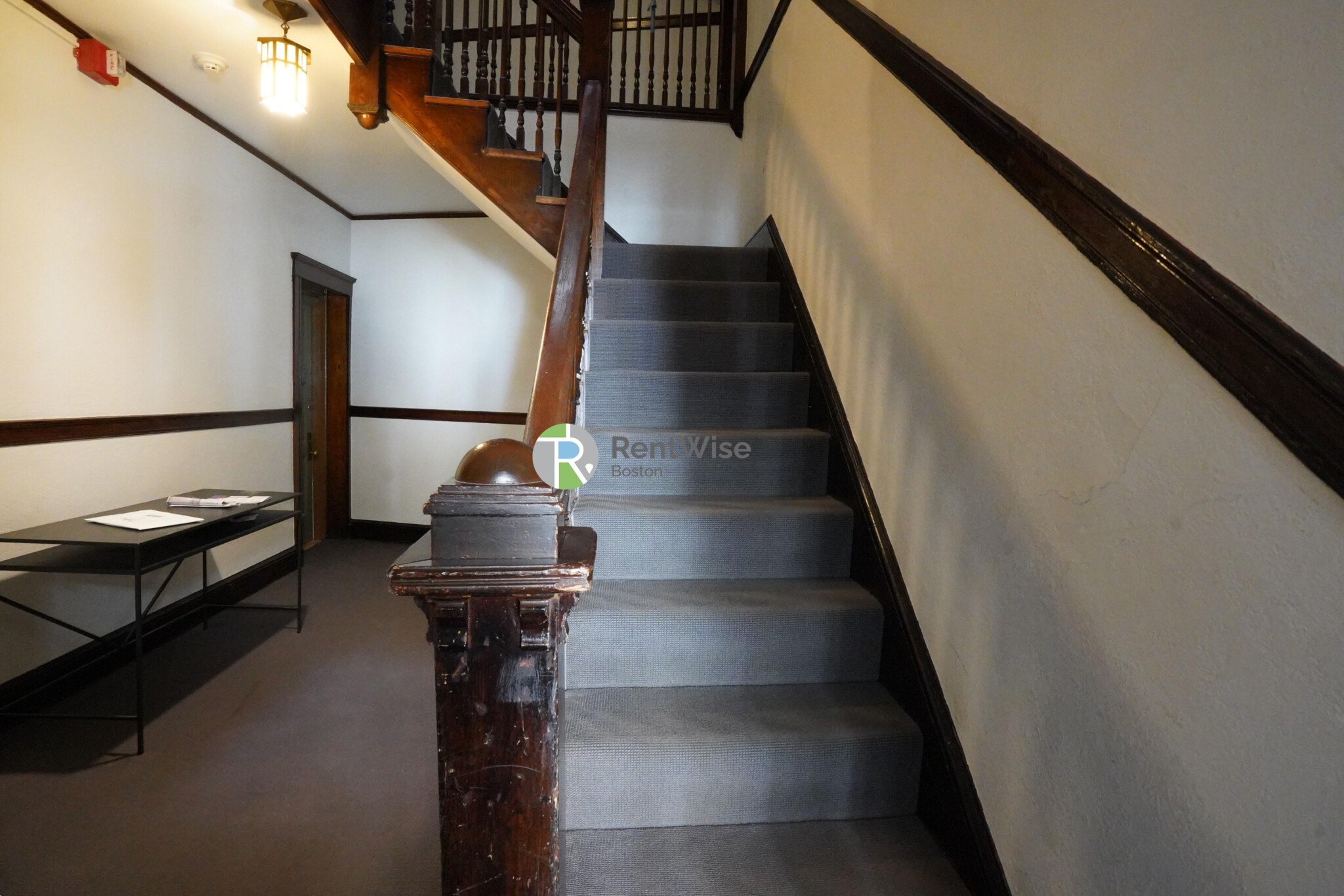 2 Avon St, Neighborhood Nine