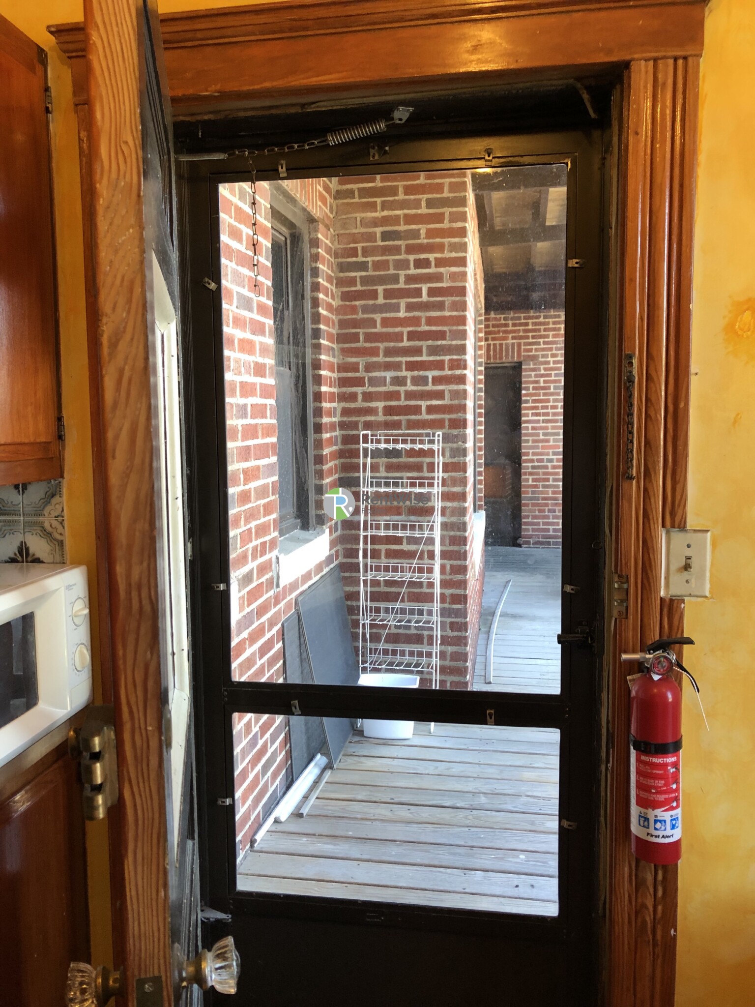 185 Chestnut Hill Ave, Brighton