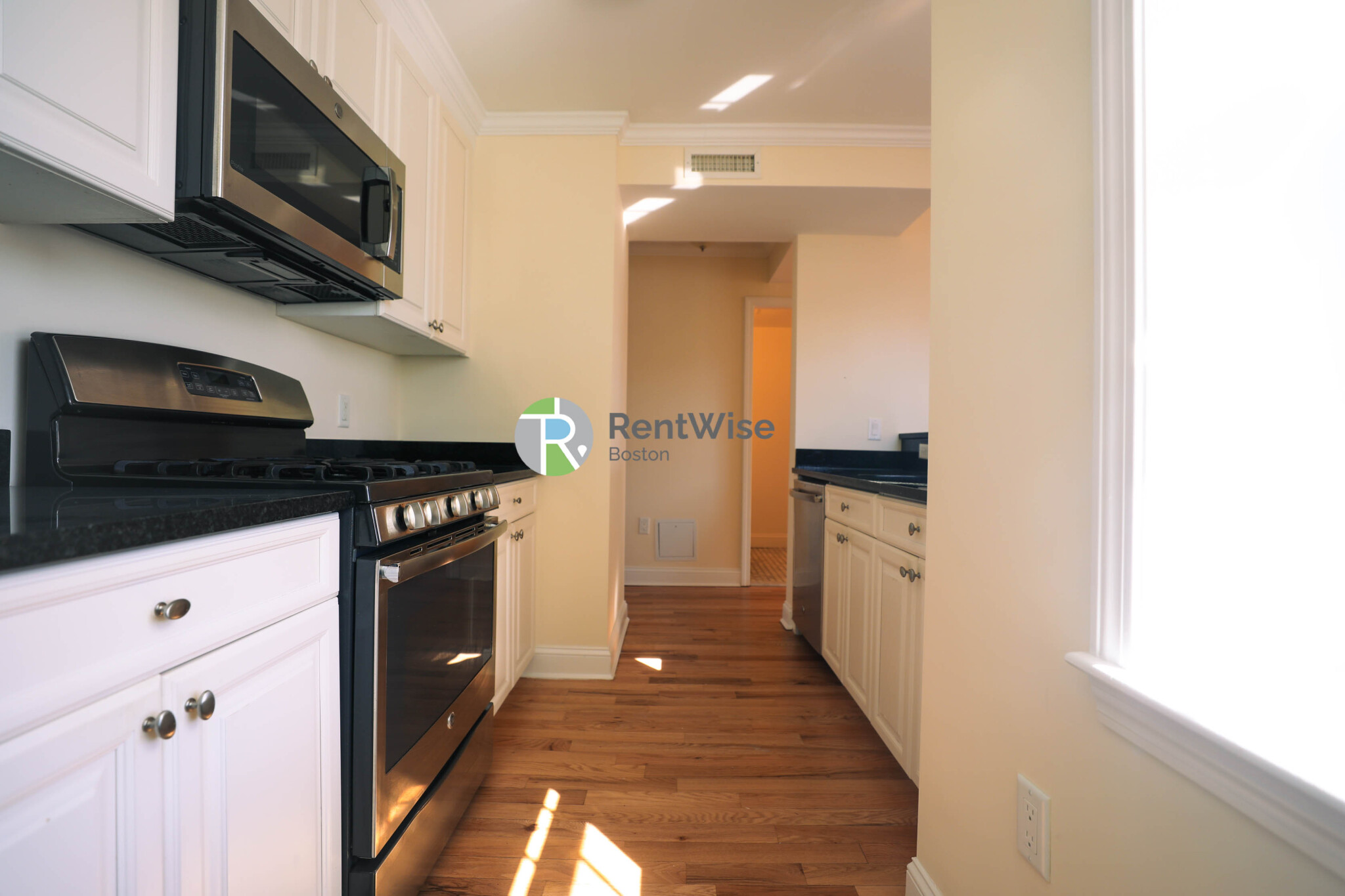 55 Langdon St, Neighborhood Nine