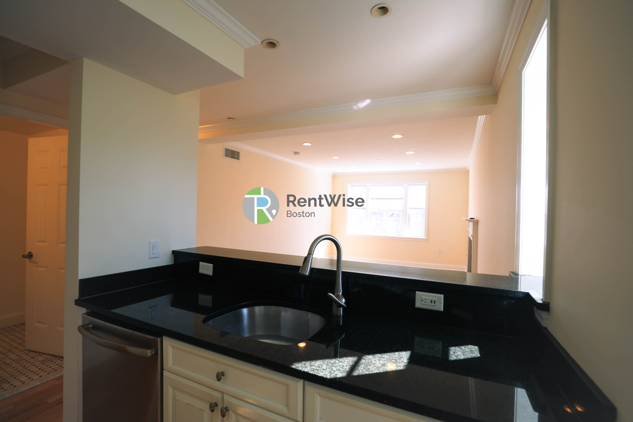 55 Langdon St, Neighborhood Nine