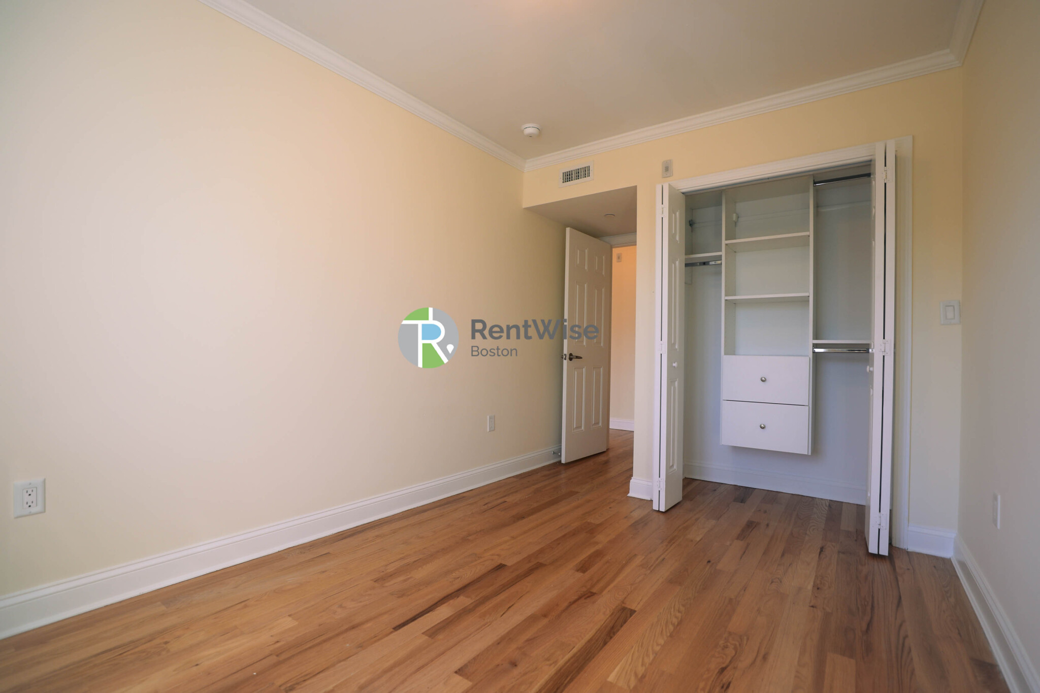 55 Langdon St, Neighborhood Nine