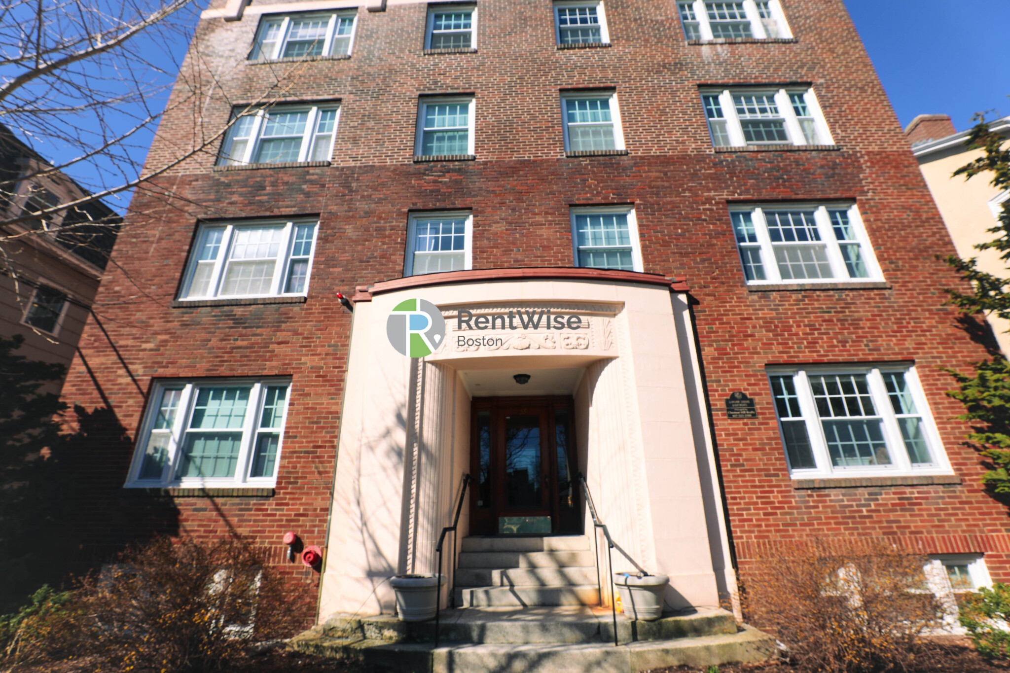 55 Langdon St, Neighborhood Nine