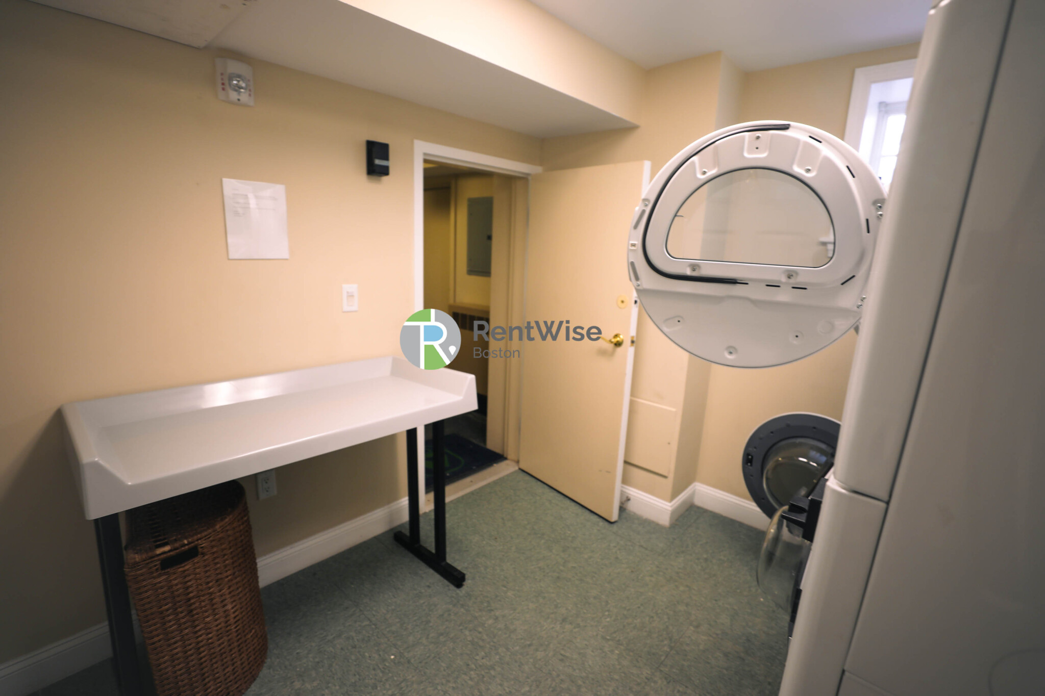 55 Langdon St, Neighborhood Nine