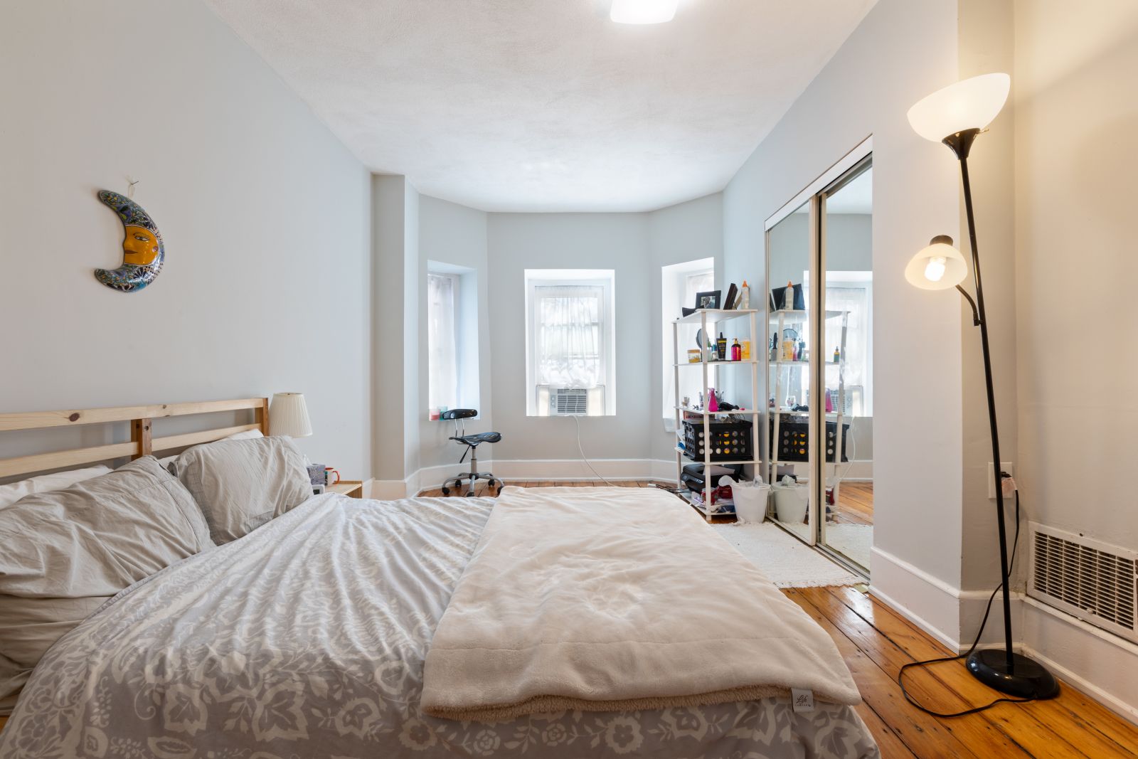 Photos of apartment on Mount Pleasant Ave.,Boston MA 02119