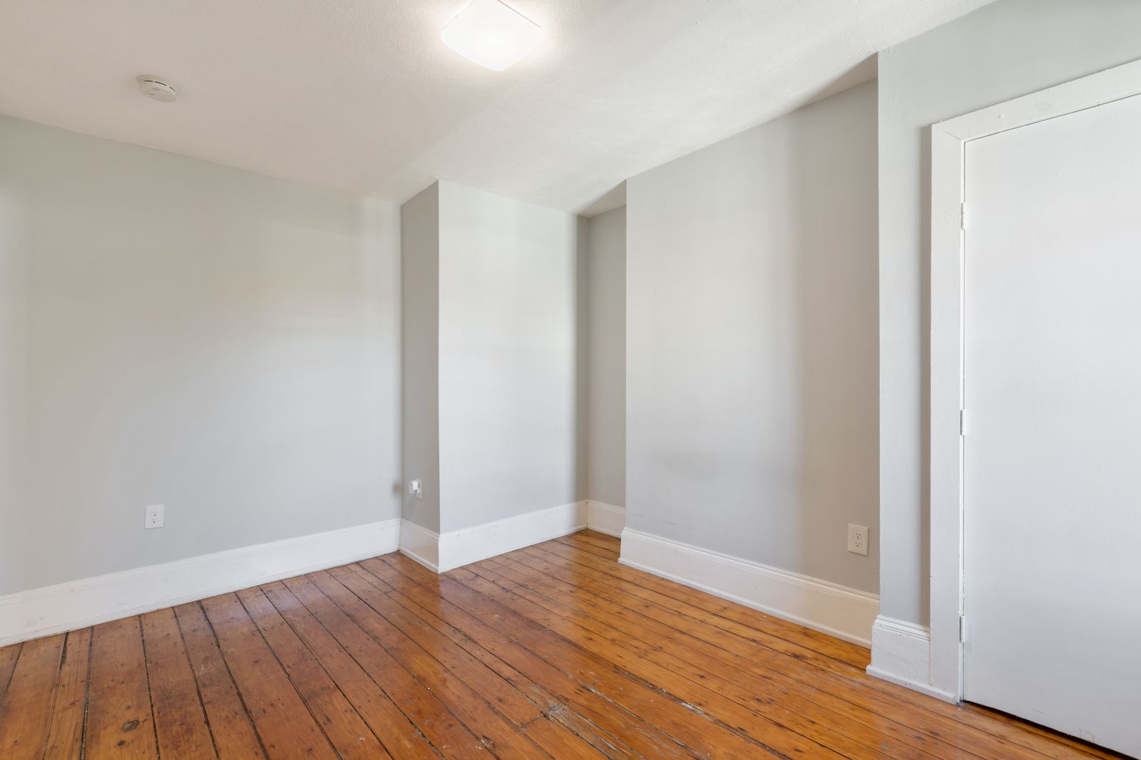 Photos of apartment on Mount Pleasant Ave.,Boston MA 02119