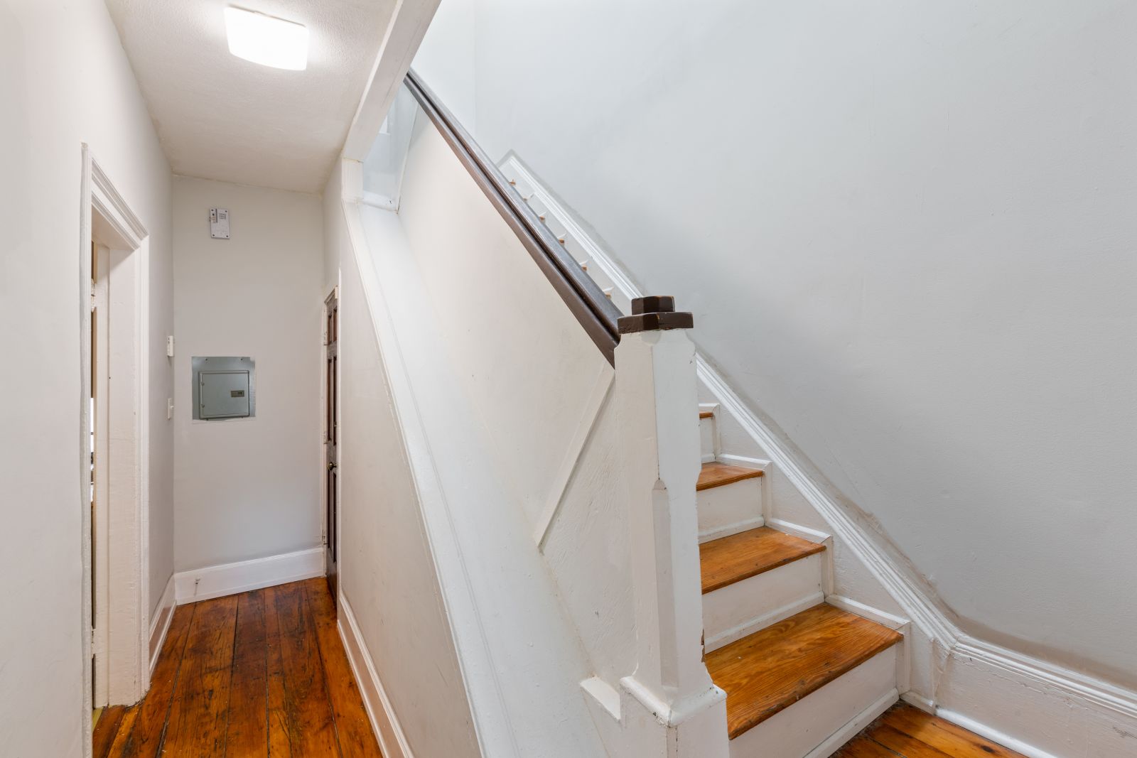 Photos of apartment on Mount Pleasant Ave.,Boston MA 02119
