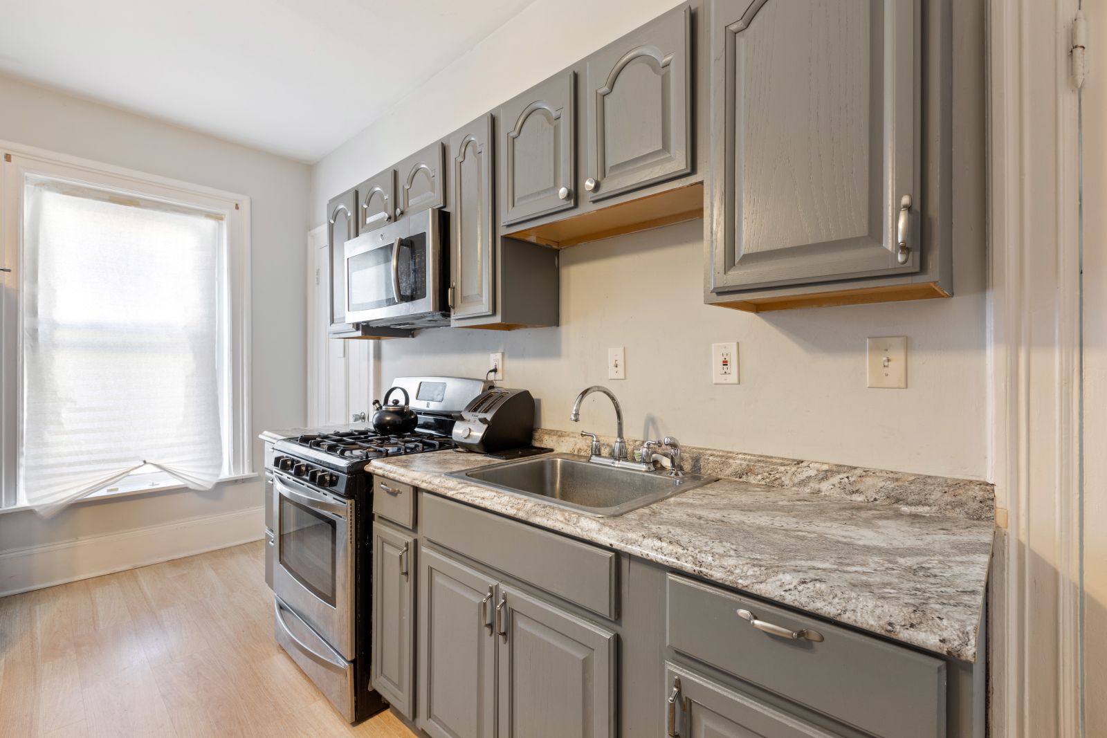 Photos of apartment on Mount Pleasant Ave.,Boston MA 02119