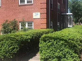 219 Massachusetts Ave, Arlington