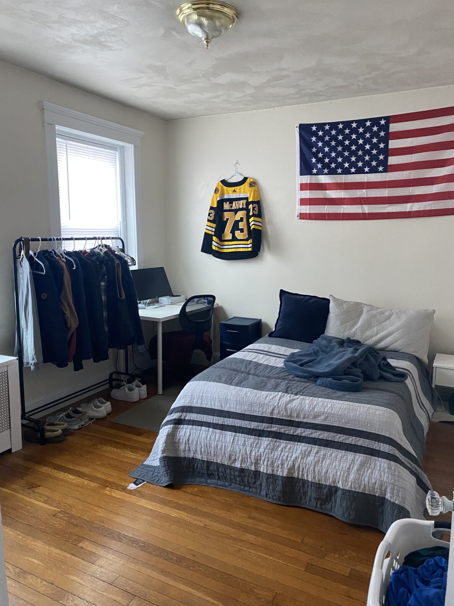 2001 Commonwealth Ave, Brighton