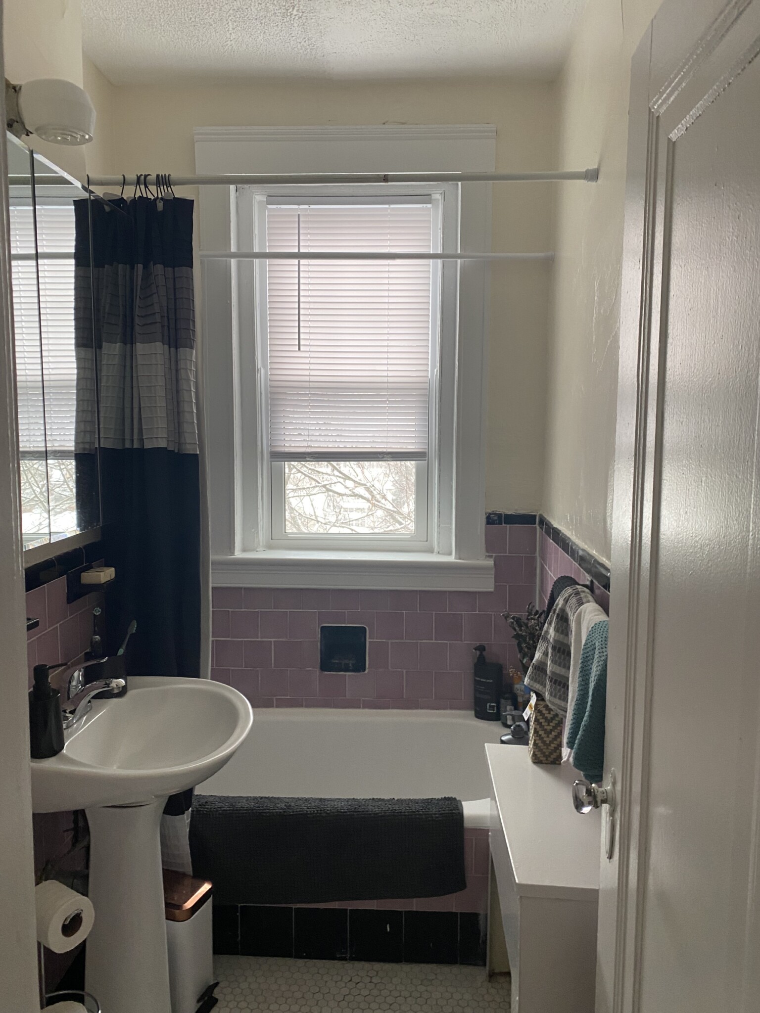 2001 Commonwealth Ave, Brighton