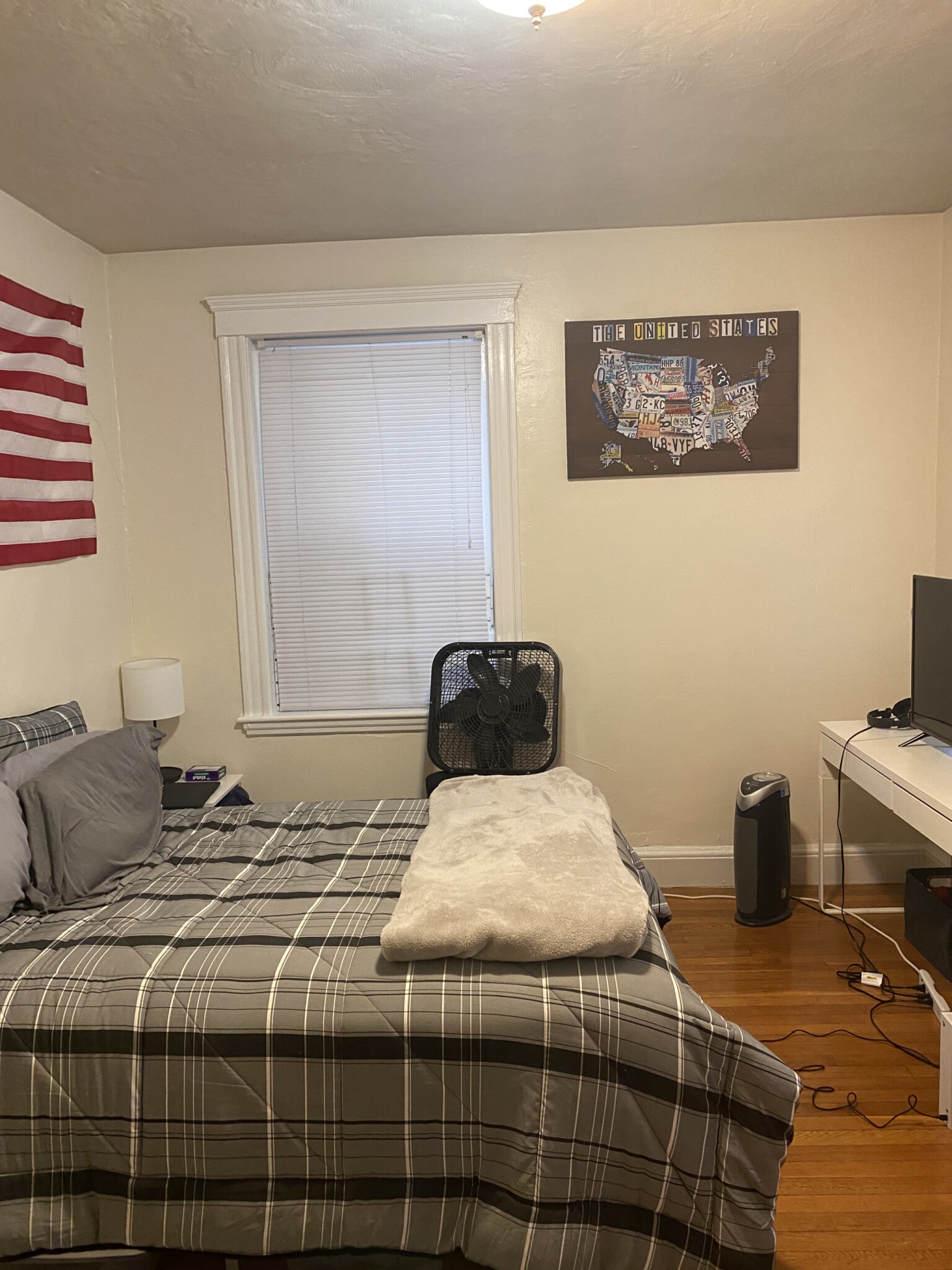 2001 Commonwealth Ave, Brighton