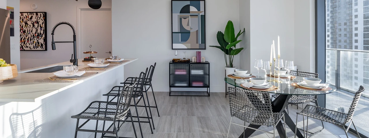 710 Northeast 1st Ave., Miami, FL - 5,755 USD/ month