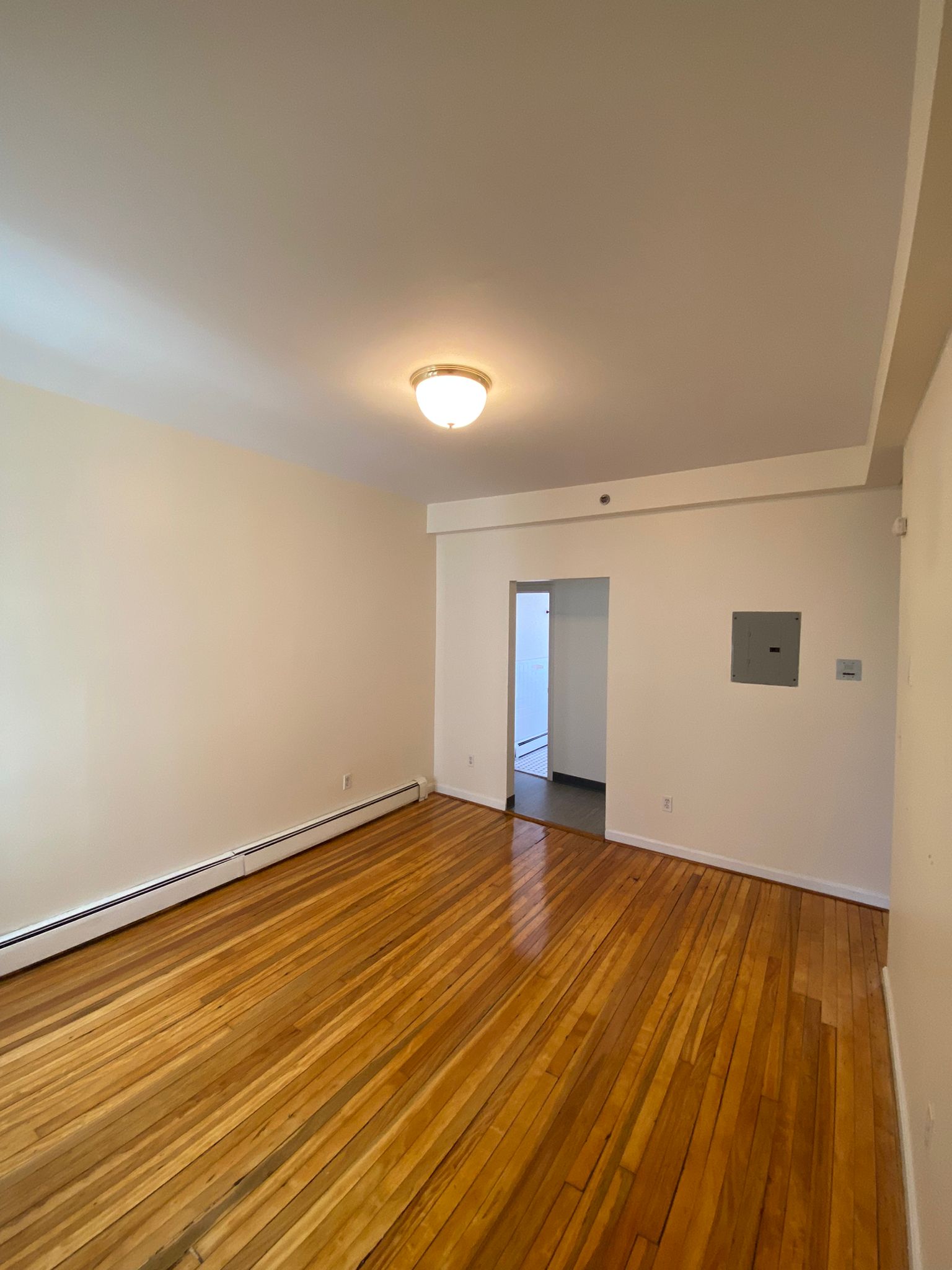 206 Chestnut Hill Ave, Brighton