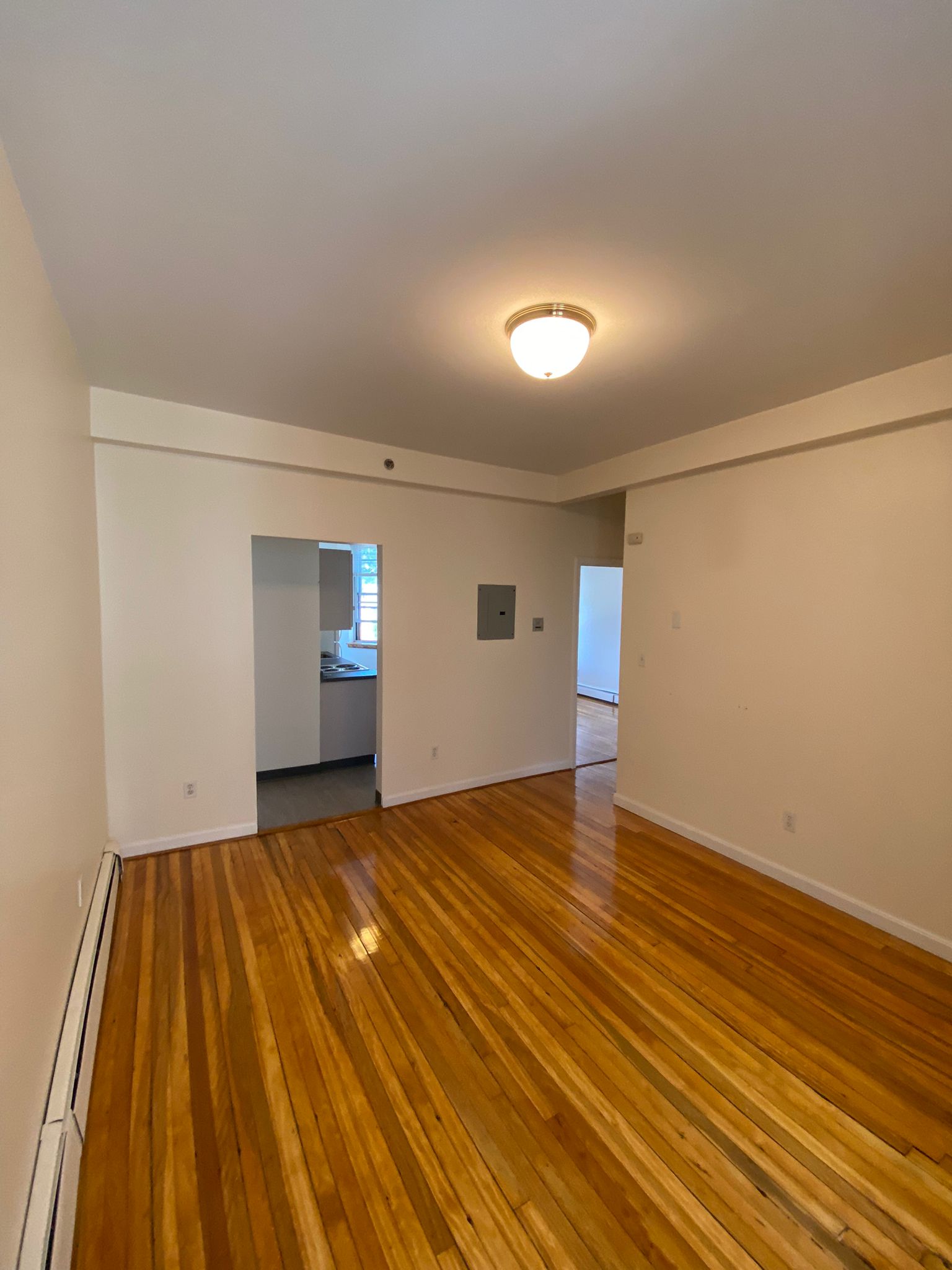 206 Chestnut Hill Ave, Brighton