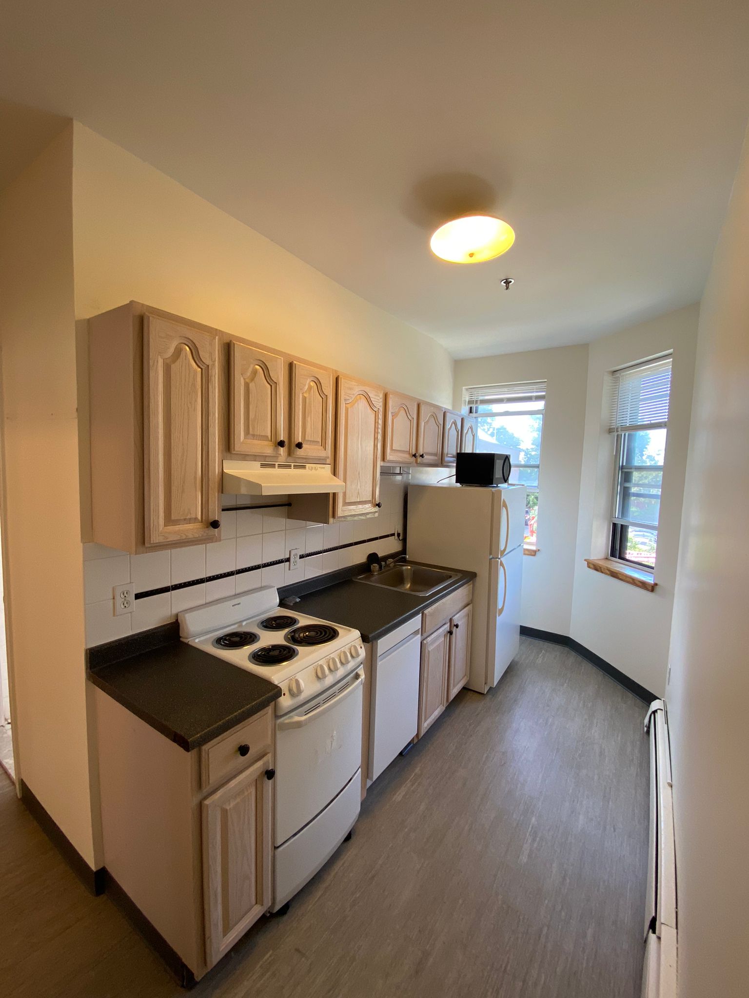 206 Chestnut Hill Ave, Brighton