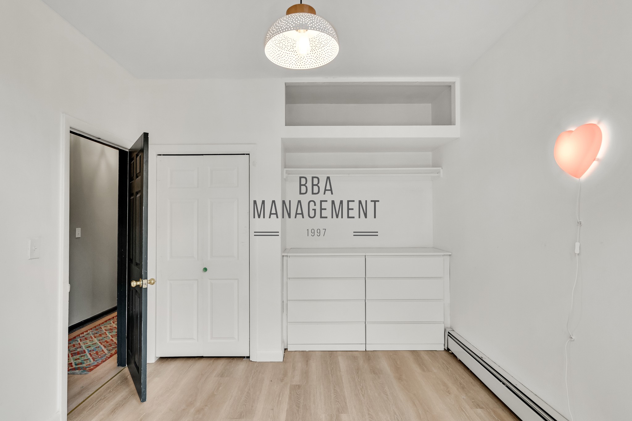 Photos of apartment on Washington,Brookline MA 02445