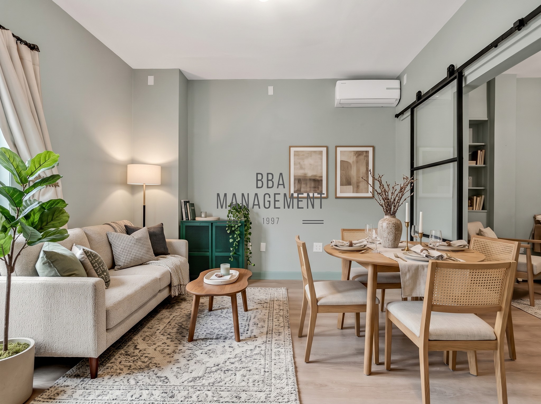 Pictures of  property for rent on Washington, Brookline, MA 02445