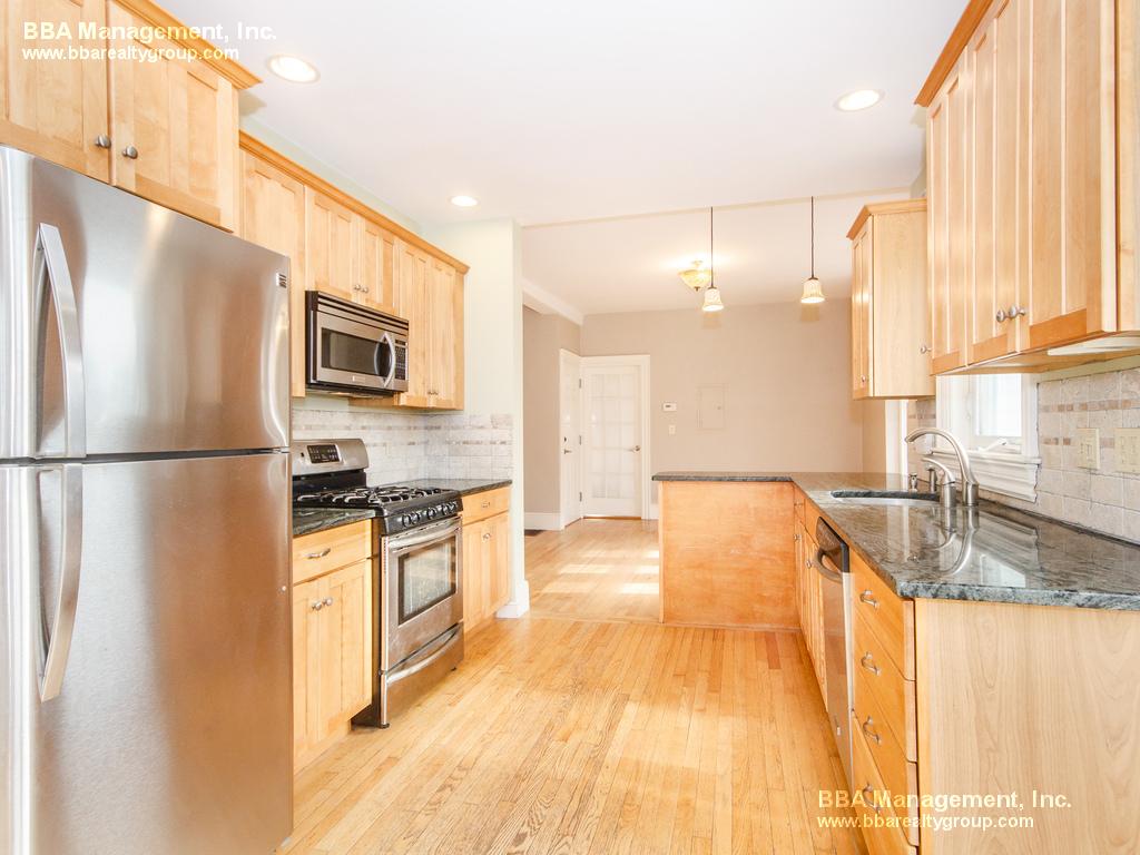 2 bed, 1 bath apartment for rent at 24 Pinckney St Unit 2, East Somerville
