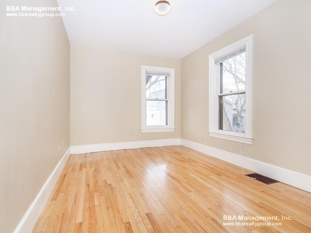 2 bed, 1 bath apartment for rent at 24 Pinckney St Unit 2, East Somerville — photo 3 of 15