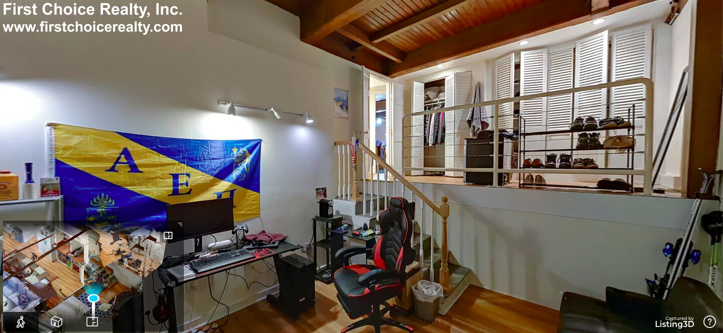 29 Saint Marys Ct, Longwood