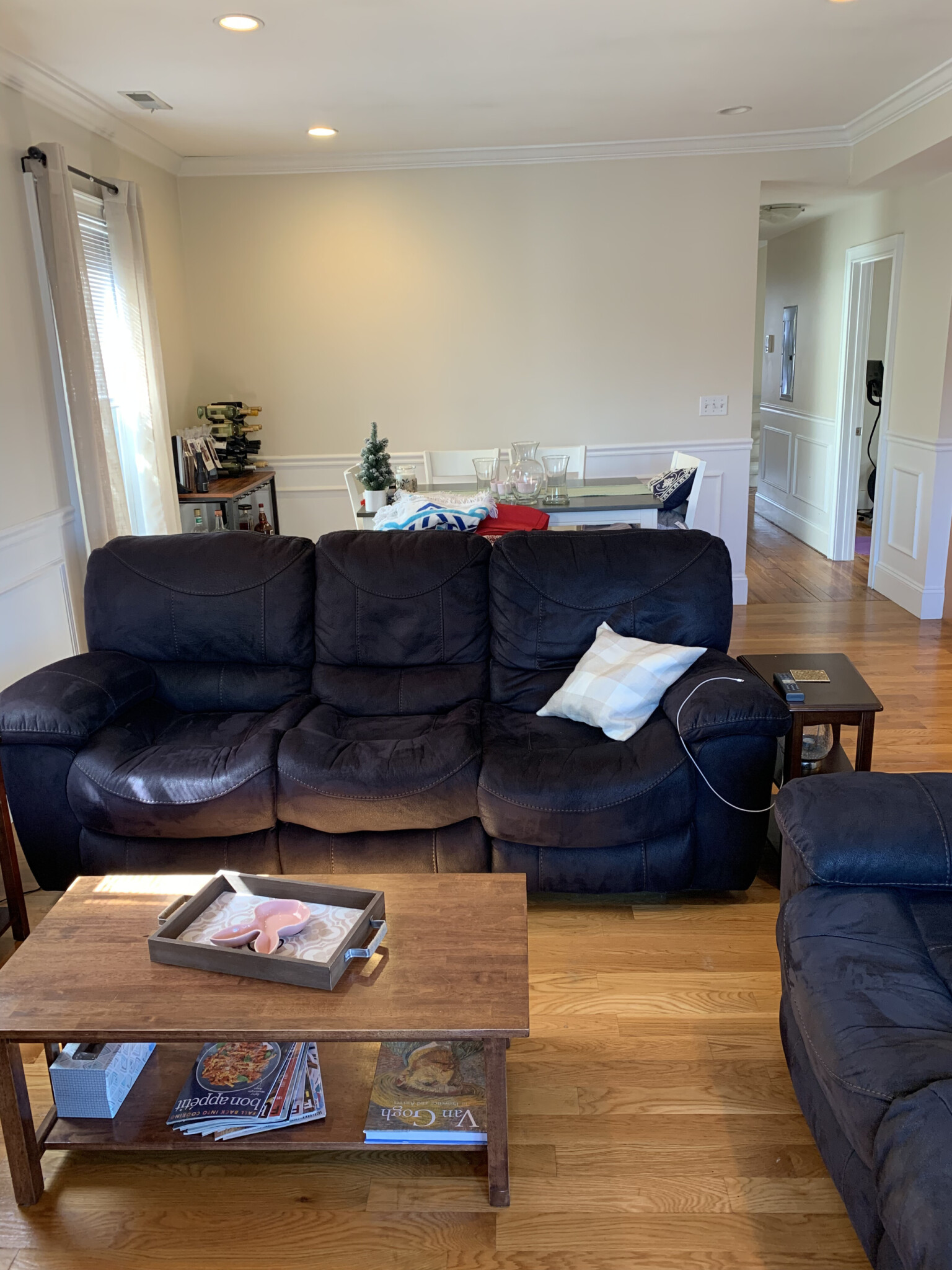 Photos of apartment on L St.,Boston MA 02127