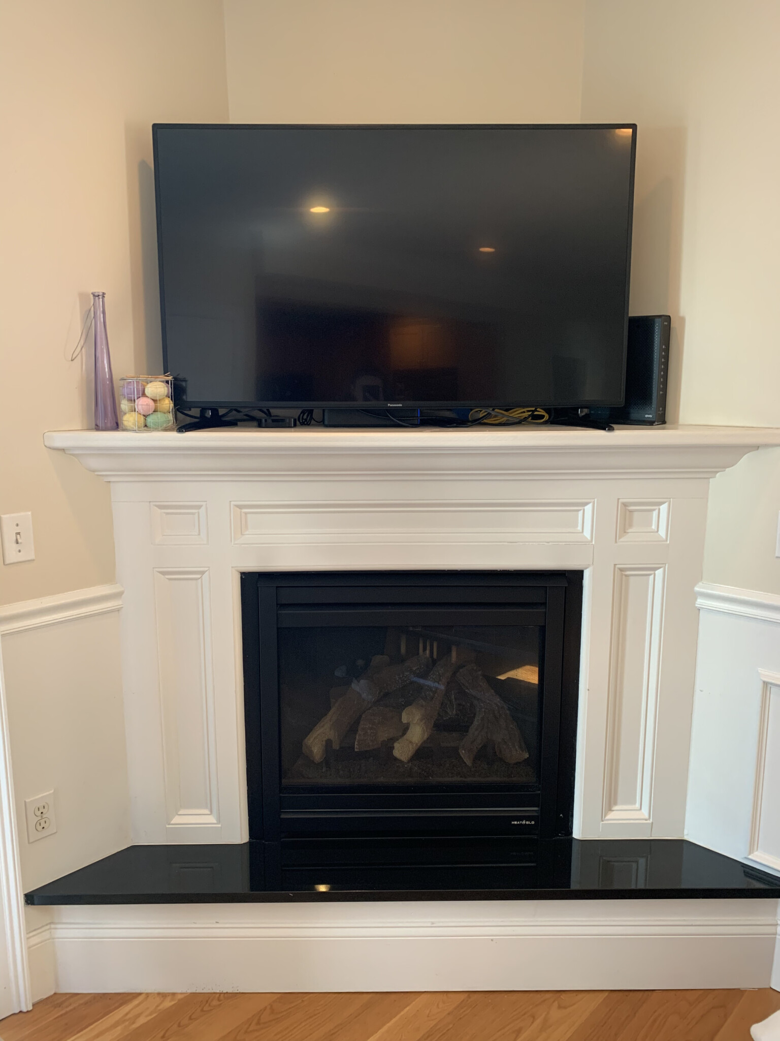 Photos of apartment on L St.,Boston MA 02127