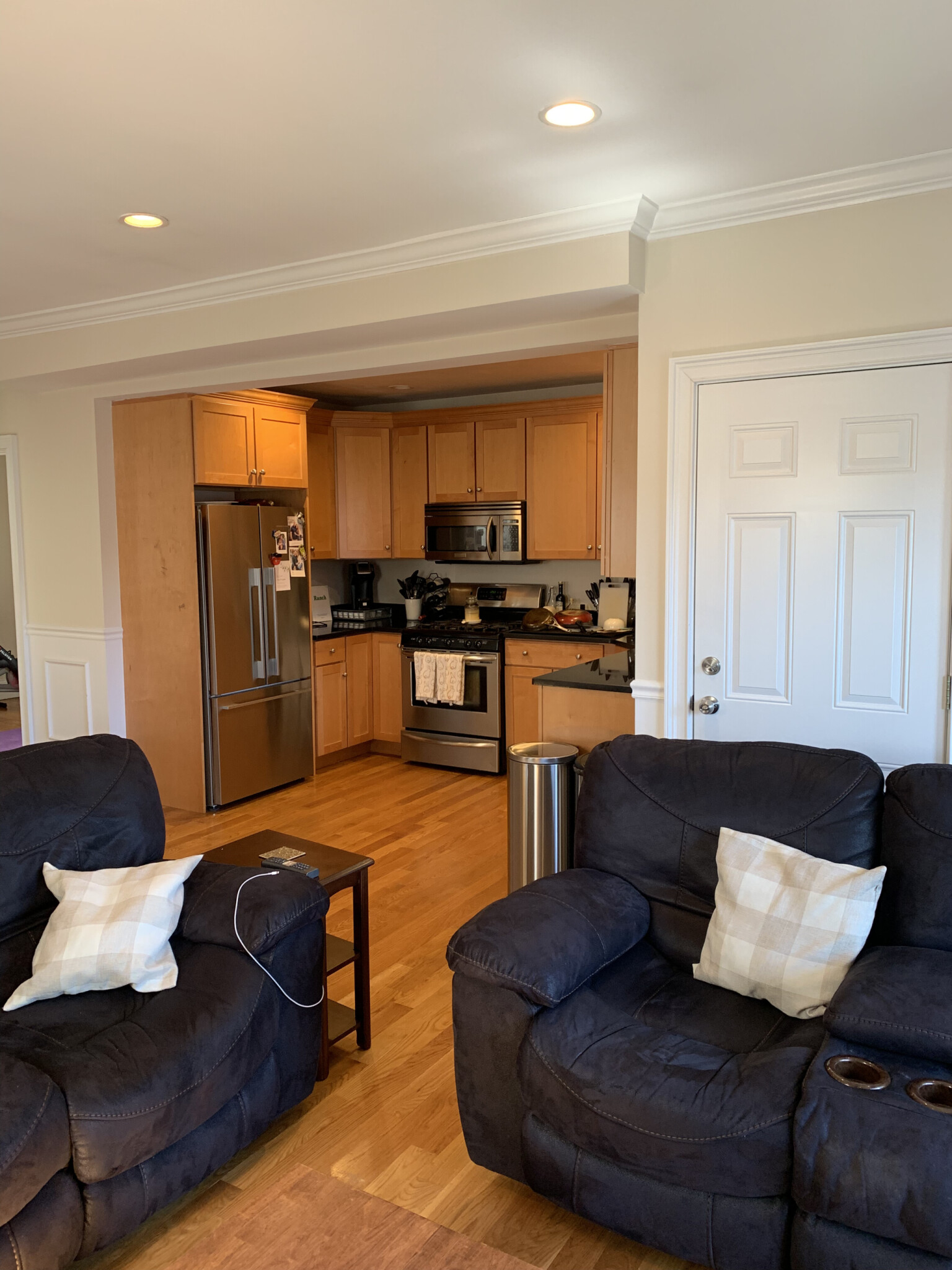 Photos of apartment on L St.,Boston MA 02127