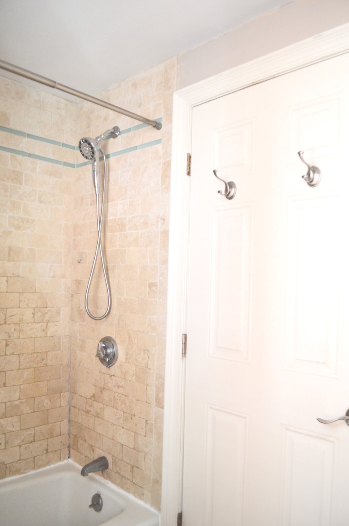 24 Pinckney St, East Somerville