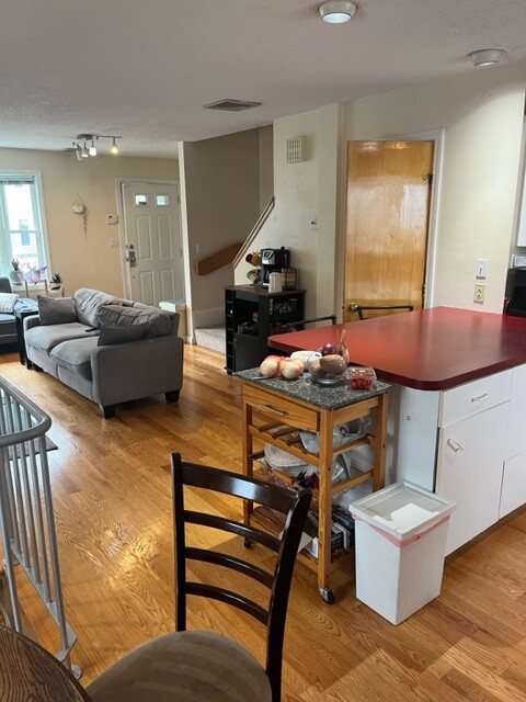 Photos of apartment on Boston Ave.,Medford MA 02155