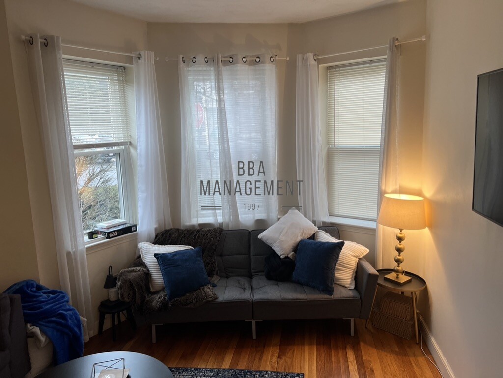 Photos of apartment on Chiswick Rd.,Boston MA 02135