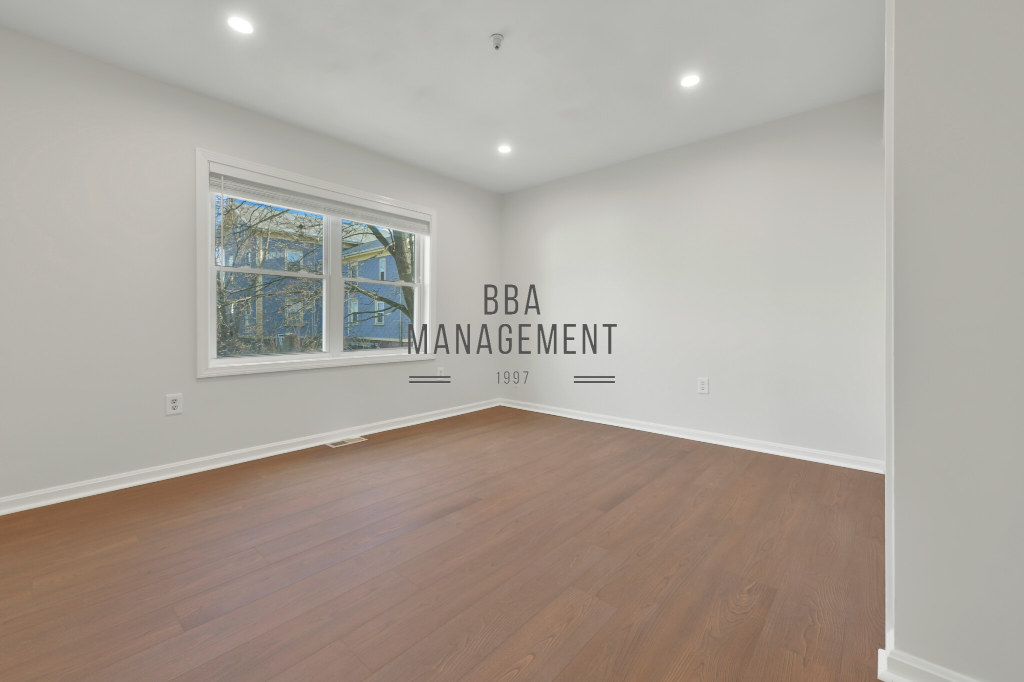 289 Market St, Oak Square