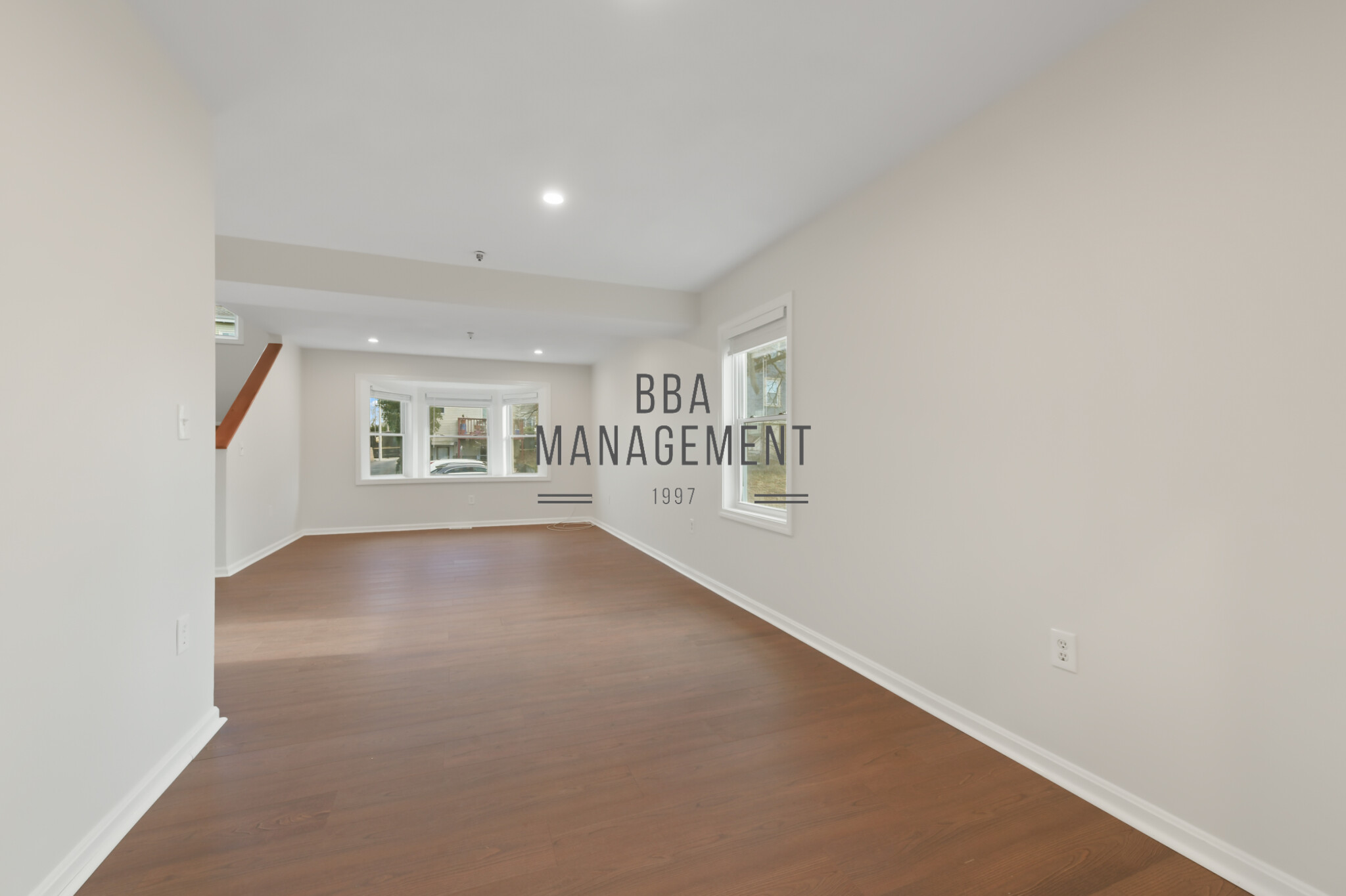 289 Market St, Oak Square