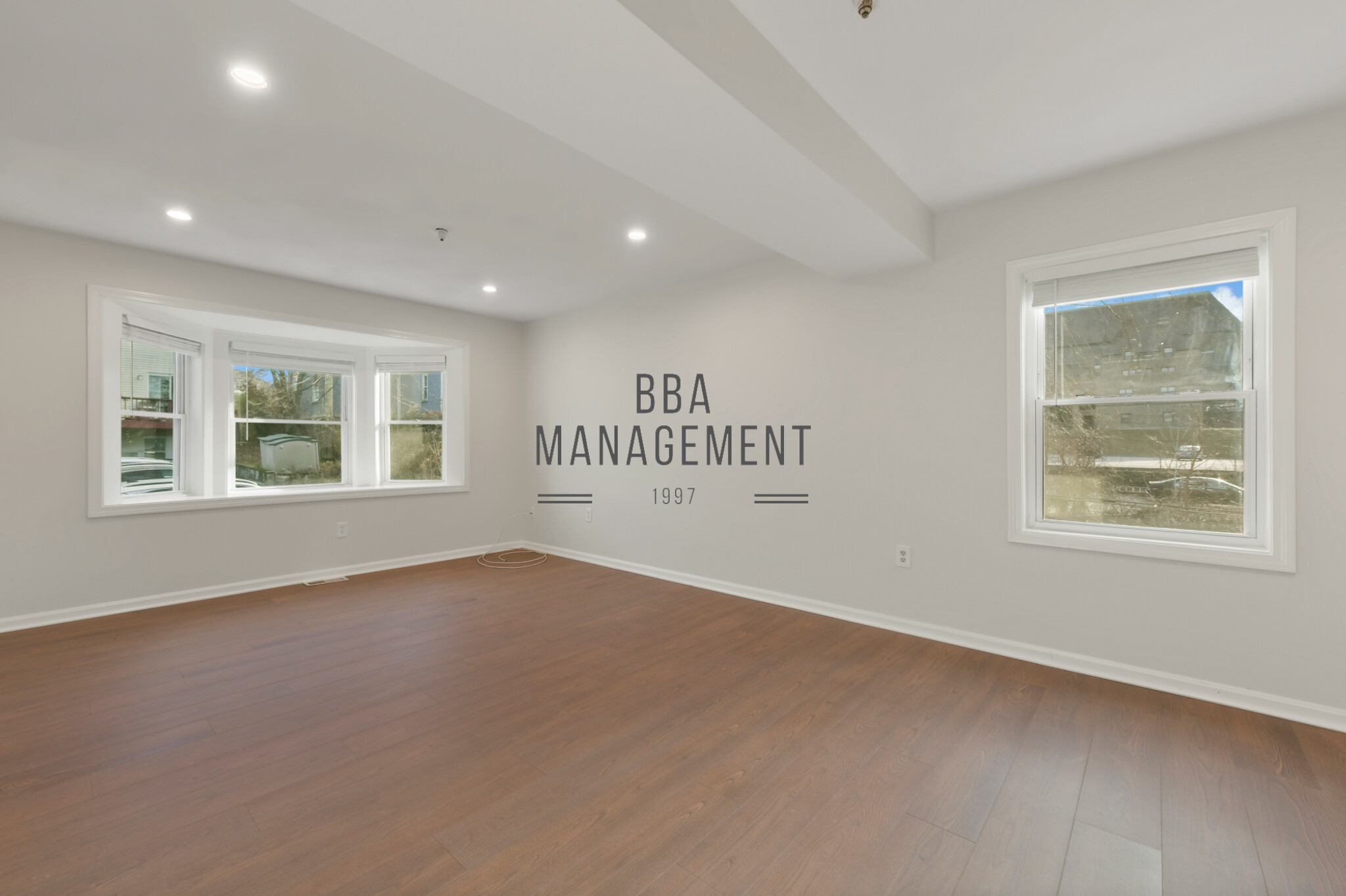 289 Market St, Oak Square