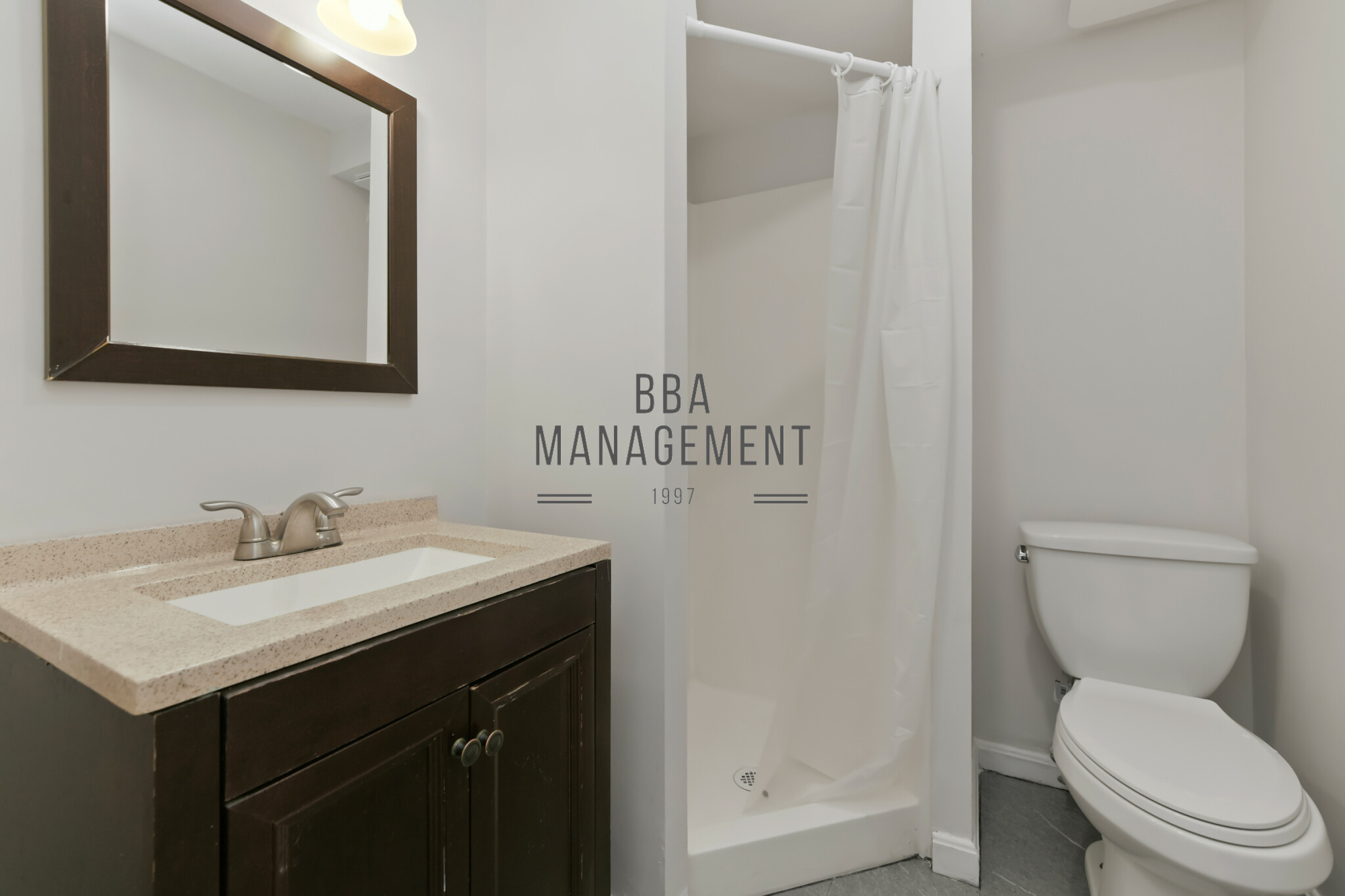 289 Market St, Oak Square