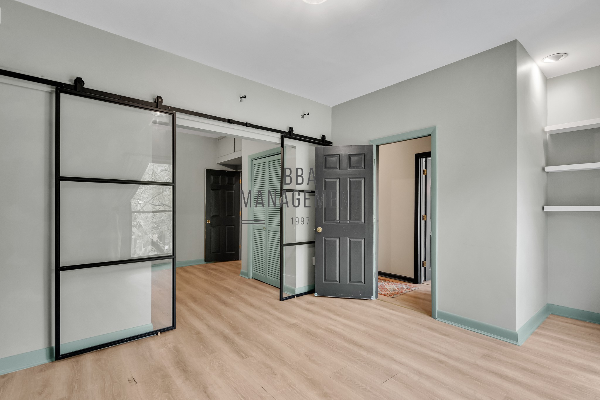 Photos of apartment on Washington,Brookline MA 02445