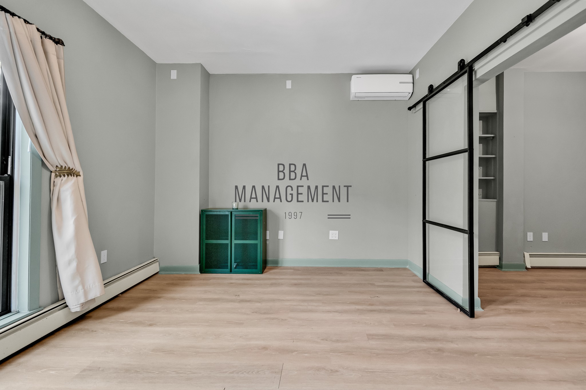 Photos of apartment on Washington,Brookline MA 02445