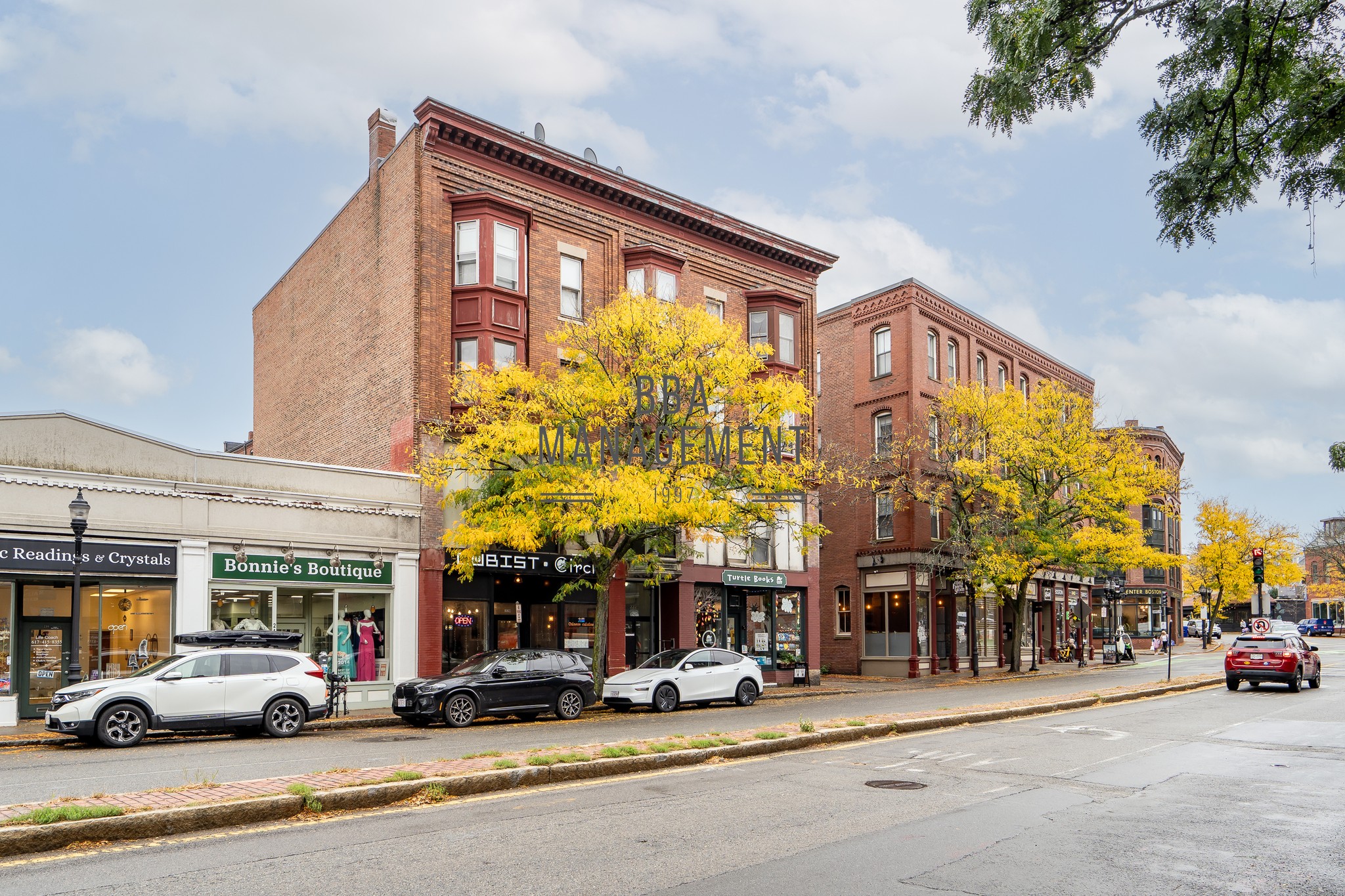 Photos of apartment on Washington,Brookline MA 02445