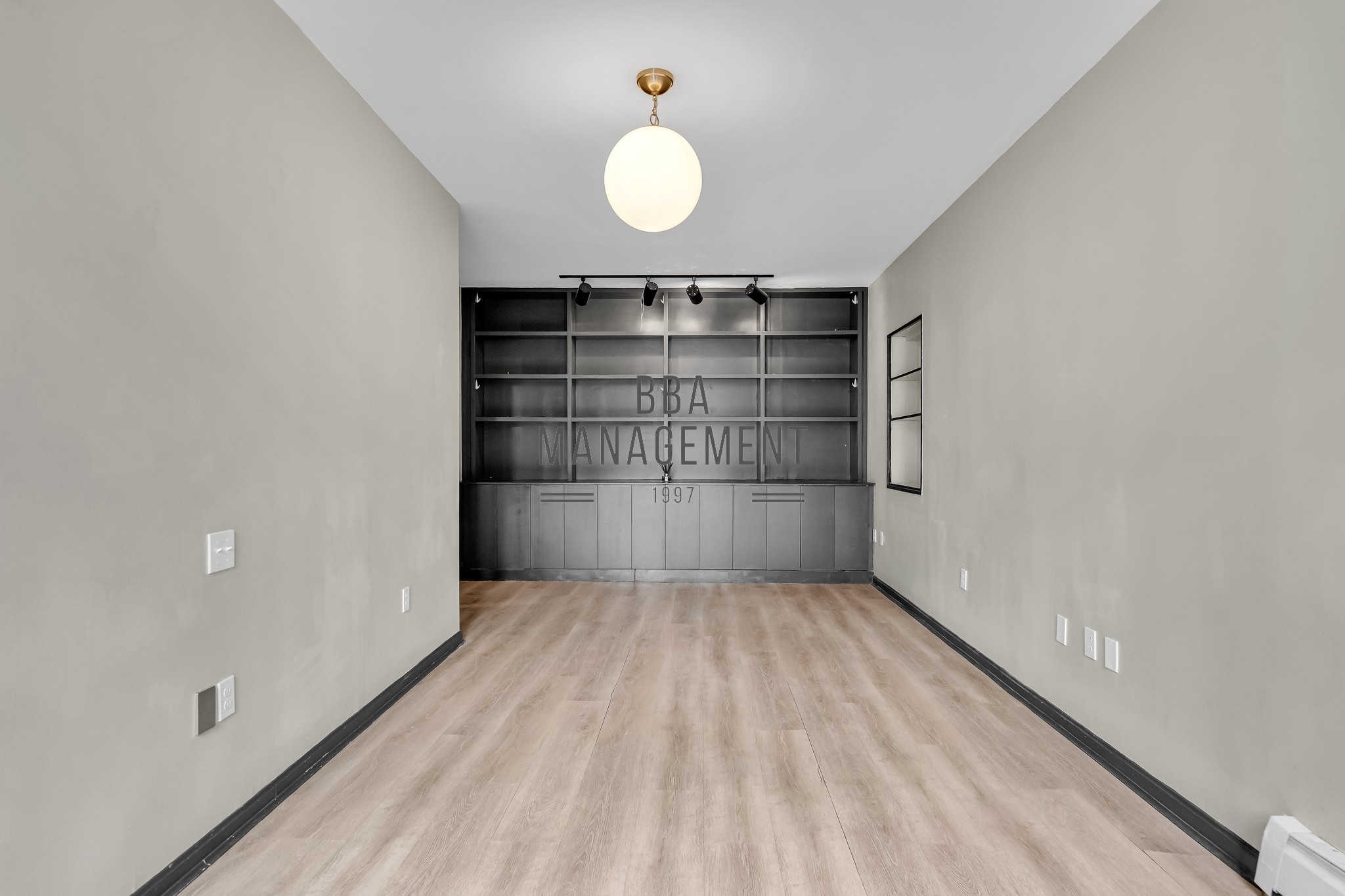 Photos of apartment on Washington,Brookline MA 02445