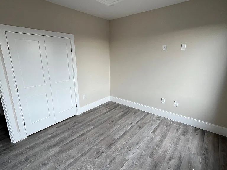 Photos of apartment on Broadway,Everett MA 02149