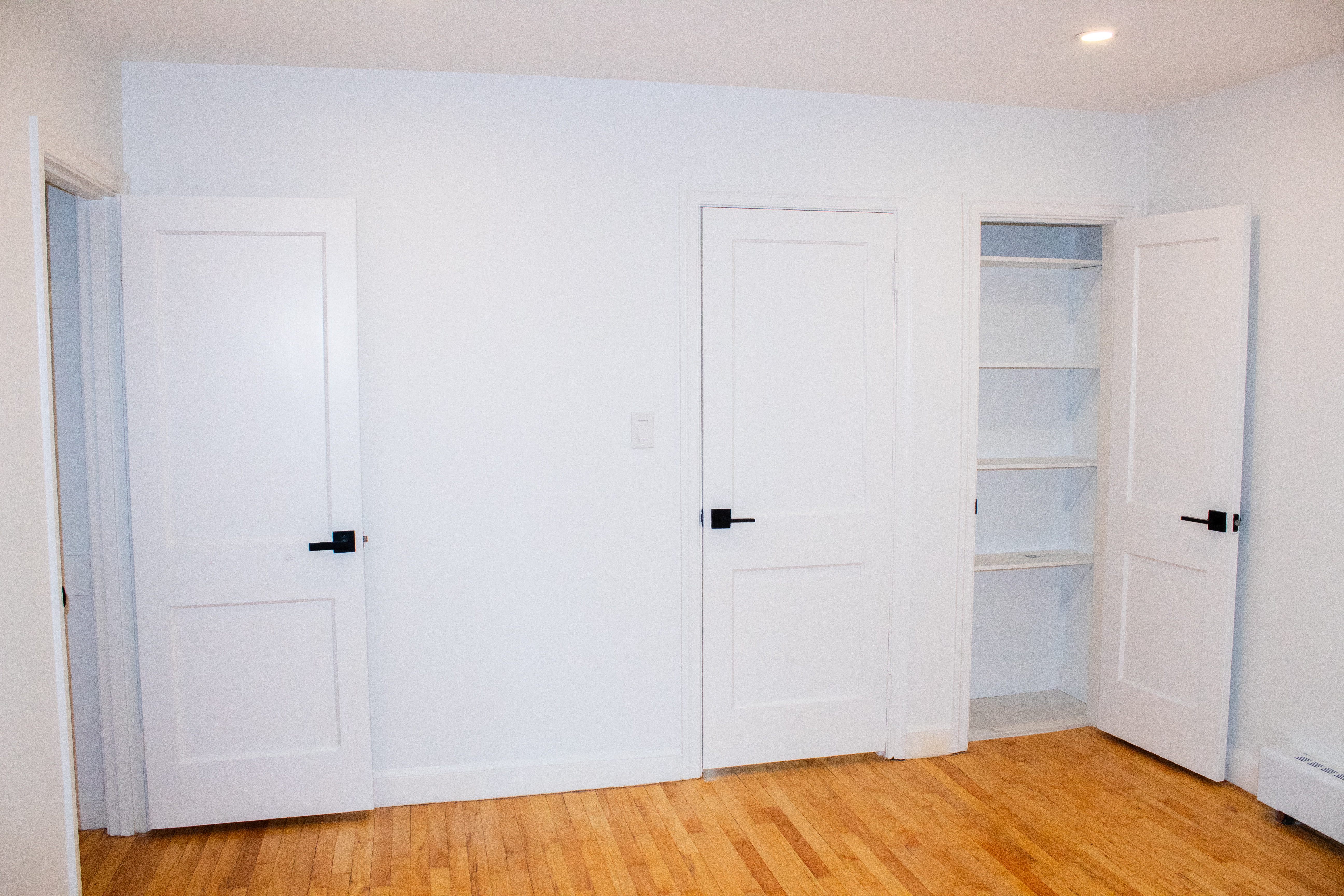 Photos of apartment on Hammond Pond Pkwy.,Newton MA 02467