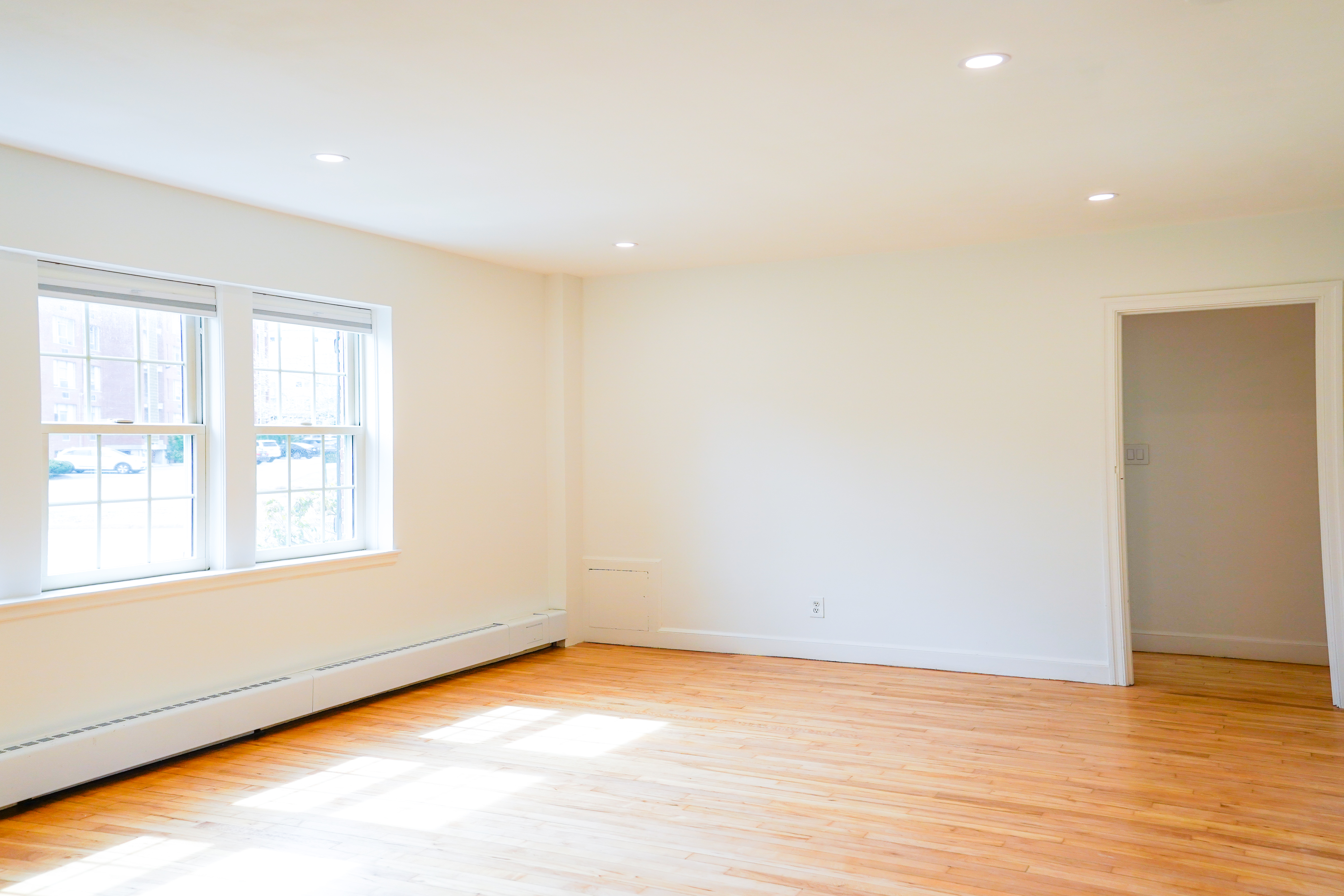 Photos of apartment on Hammond Pond Pkwy.,Newton MA 02467