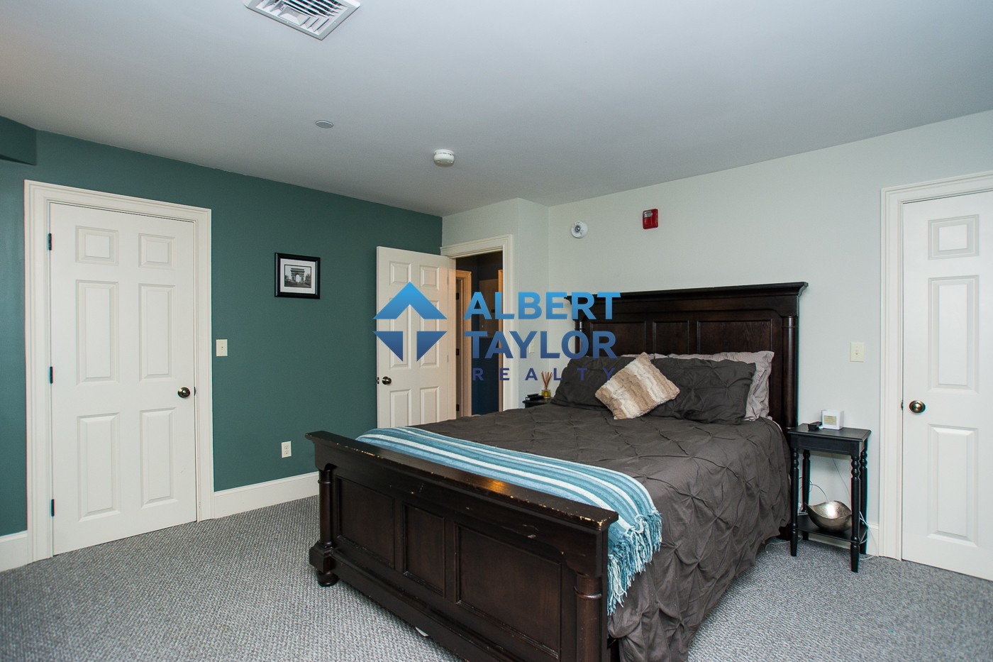 Photos of apartment on Pleasant St.,Boston MA 02125
