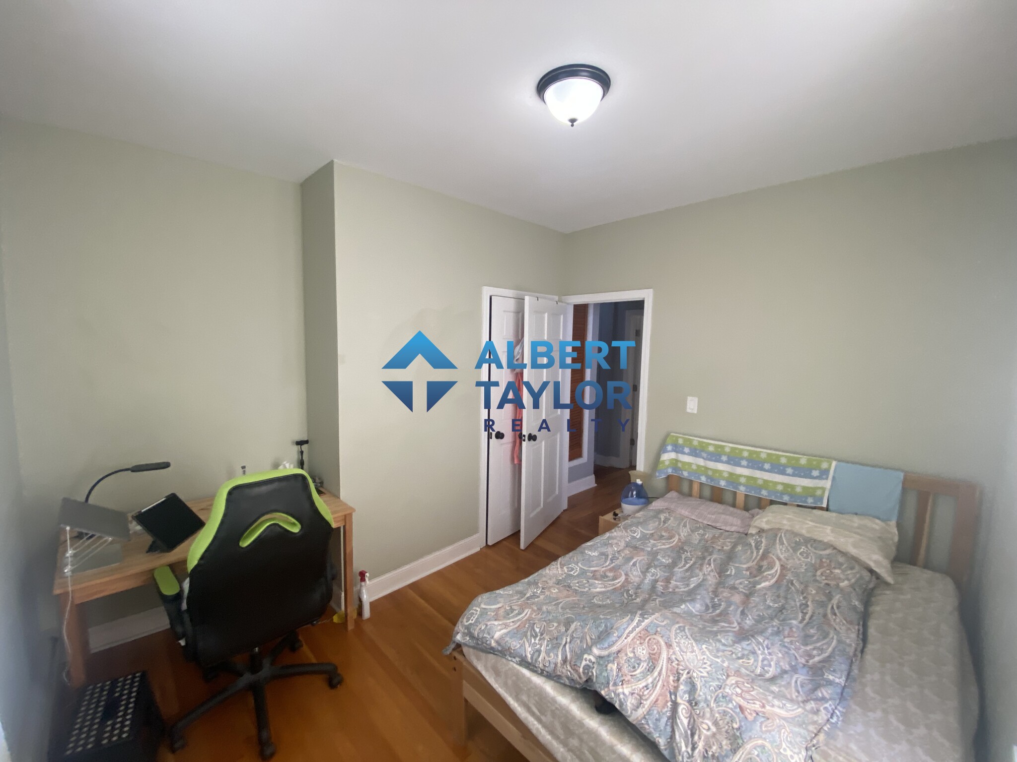 7 High Street Pl, Brookline