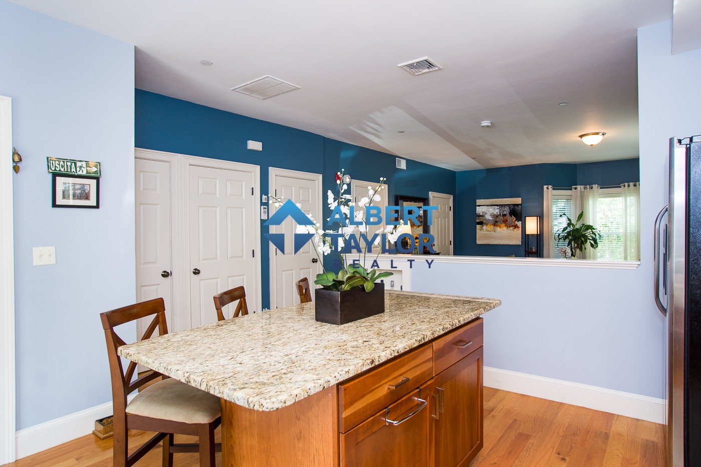 Photos of apartment on Pleasant St.,Boston MA 02125