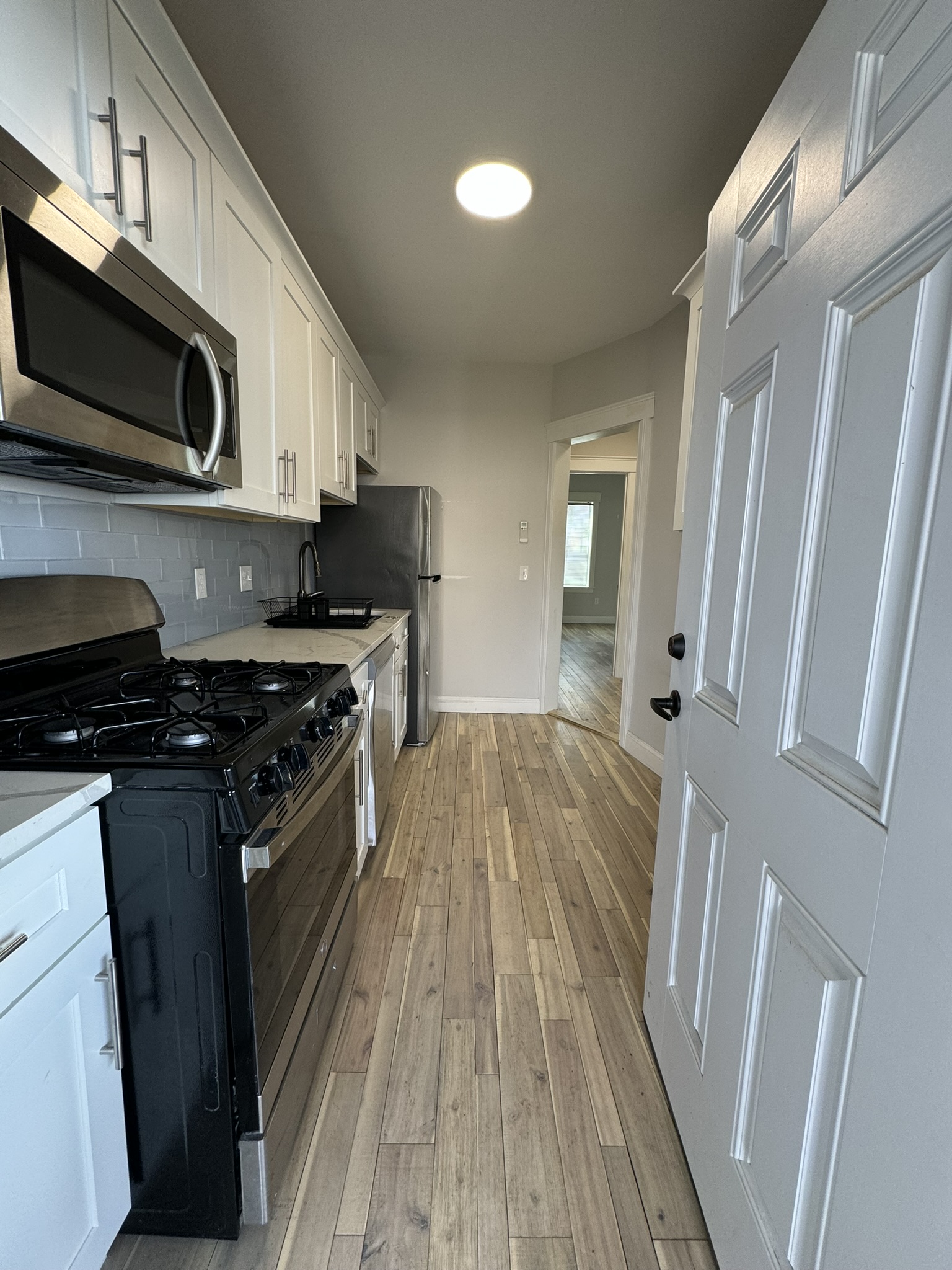 19 Otis St, East Somerville