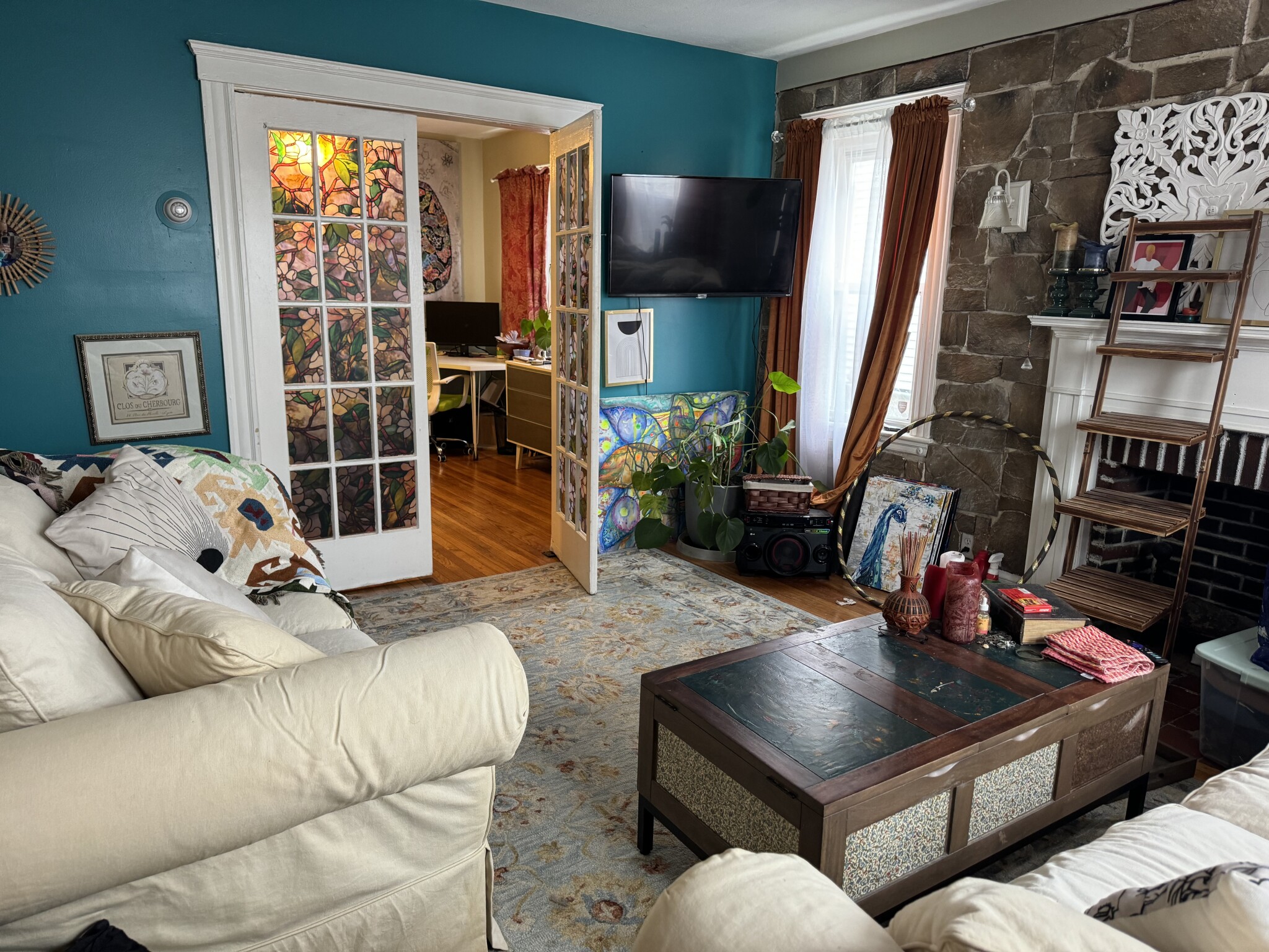 Photos of apartment on Walnut,Boston MA 02119